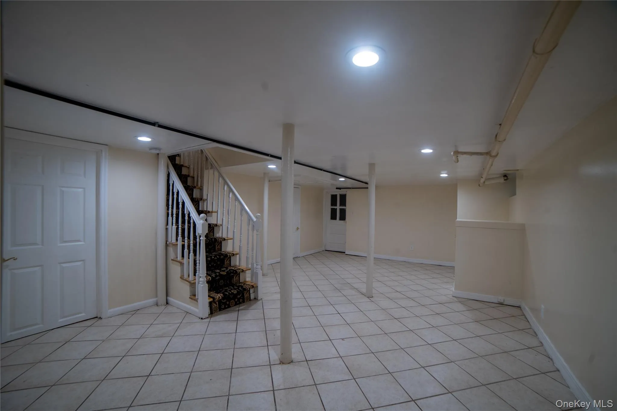 154 Bell Road, Scarsdale, NY, 3 Bedrooms Bedrooms, 7 Rooms Rooms,2 BathroomsBathrooms,Residential Lease,For Rent,Bell,0,1047532 154 Bell Road, Scarsdale, NY, 3 Bedrooms Bedrooms, 7 Rooms Rooms,2 BathroomsBathrooms,Residential Lease,For Rent,Bell,0,1047532