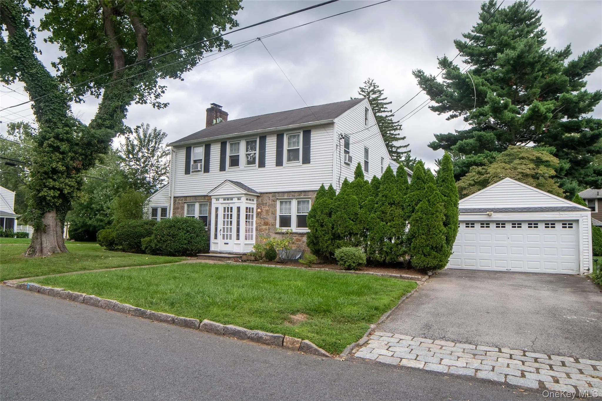 154 Bell Road, Scarsdale, NY, 3 Bedrooms Bedrooms, 7 Rooms Rooms,2 BathroomsBathrooms,Residential Lease,For Rent,Bell,0,1047532 154 Bell Road, Scarsdale, NY, 3 Bedrooms Bedrooms, 7 Rooms Rooms,2 BathroomsBathrooms,Residential Lease,For Rent,Bell,0,1047532