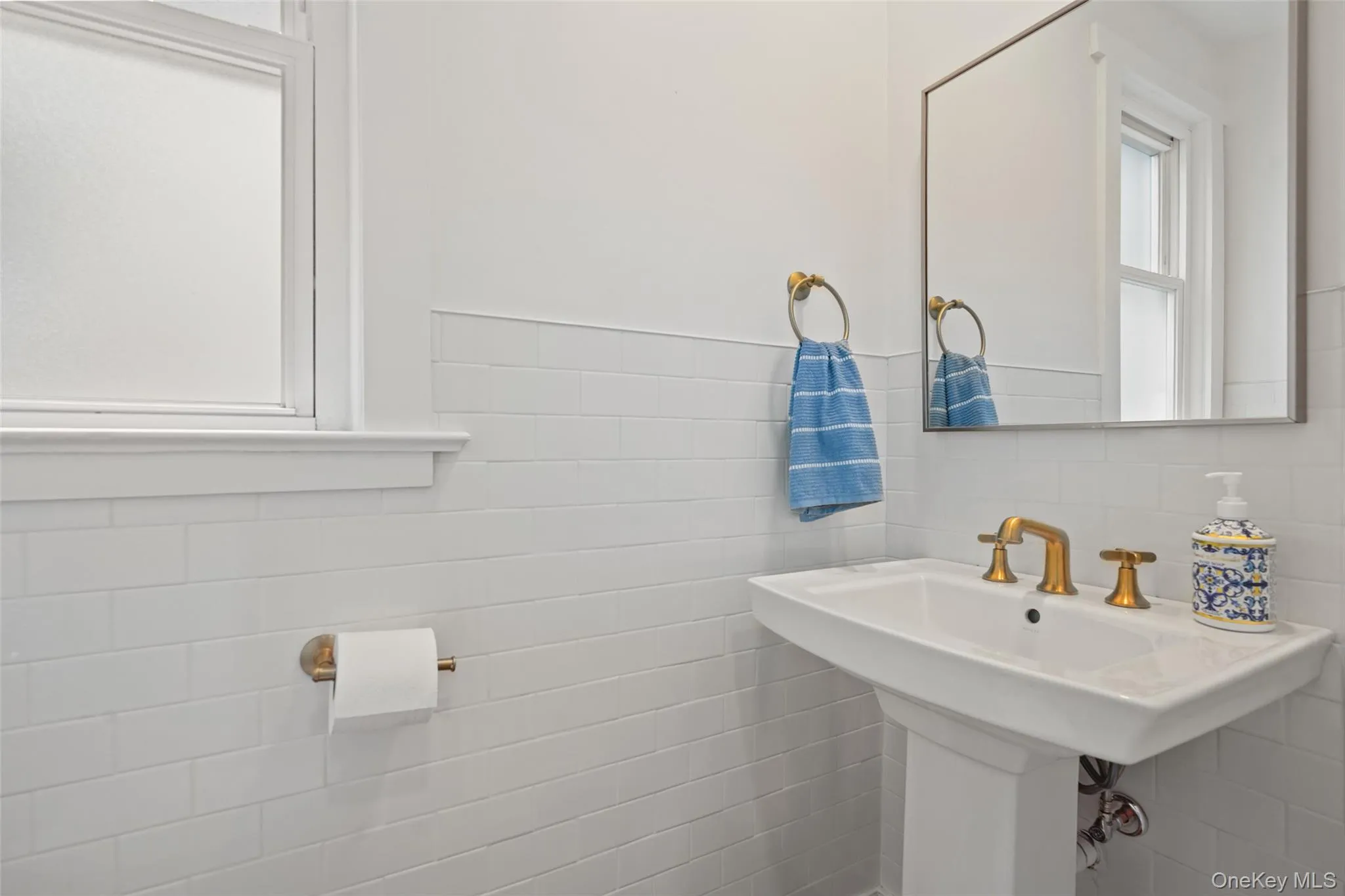 Powder Room Powder Room