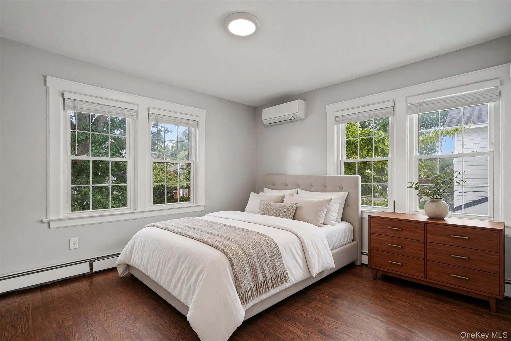Bedroom Bedroom