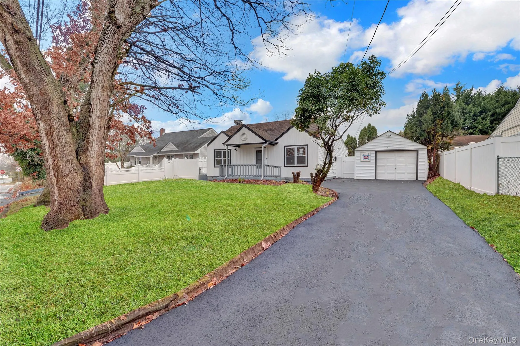 12 Carlls Path, Babylon, NY, 3 Bedrooms Bedrooms, 8 Rooms Rooms,2 BathroomsBathrooms,Residential,For Rent,Carlls,0,1047543 12 Carlls Path, Babylon, NY, 3 Bedrooms Bedrooms, 8 Rooms Rooms,2 BathroomsBathrooms,Residential,For Rent,Carlls,0,1047543