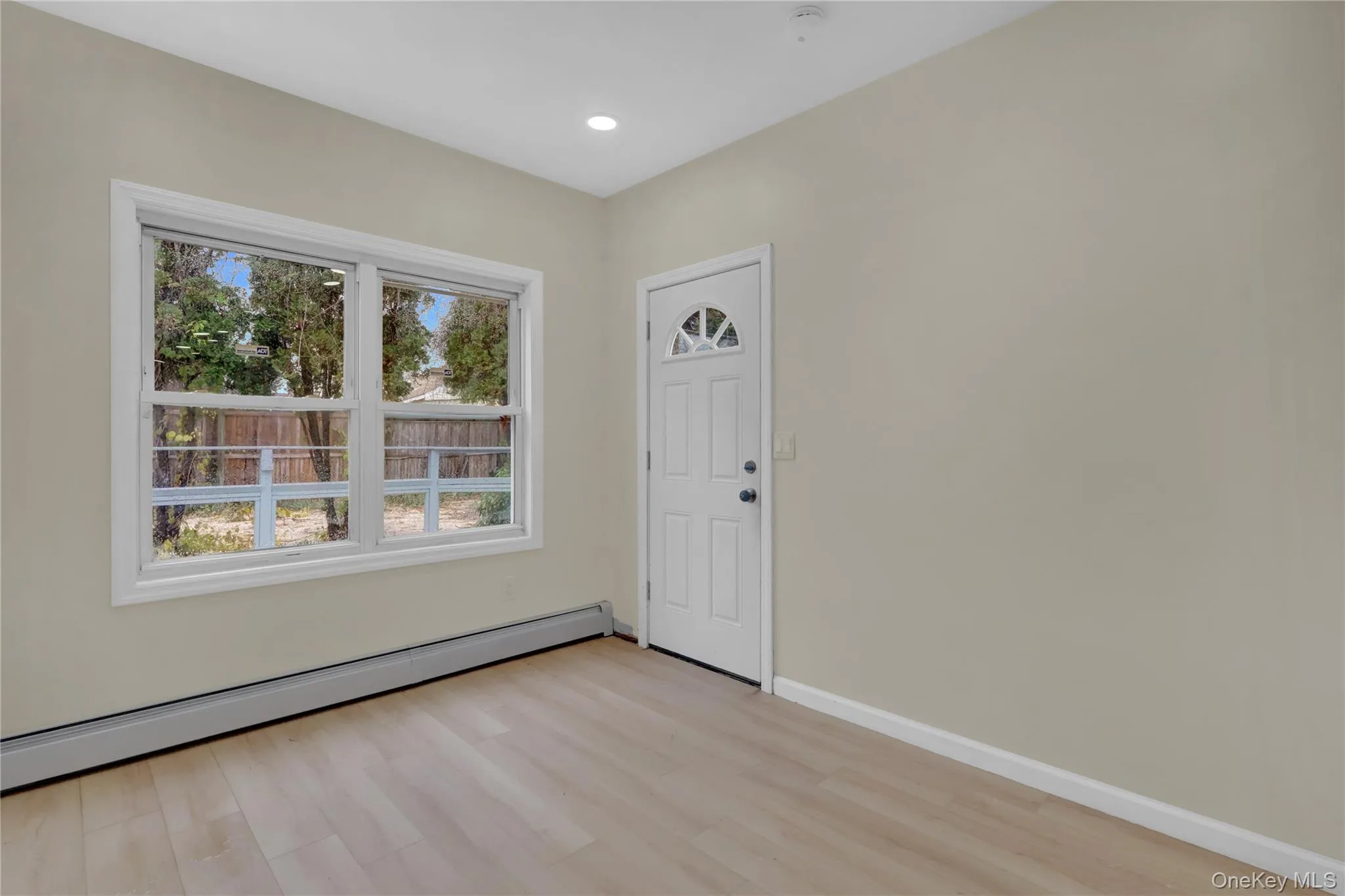 12 Carlls Path, Babylon, NY, 3 Bedrooms Bedrooms, 8 Rooms Rooms,2 BathroomsBathrooms,Residential,For Rent,Carlls,0,1047543 12 Carlls Path, Babylon, NY, 3 Bedrooms Bedrooms, 8 Rooms Rooms,2 BathroomsBathrooms,Residential,For Rent,Carlls,0,1047543