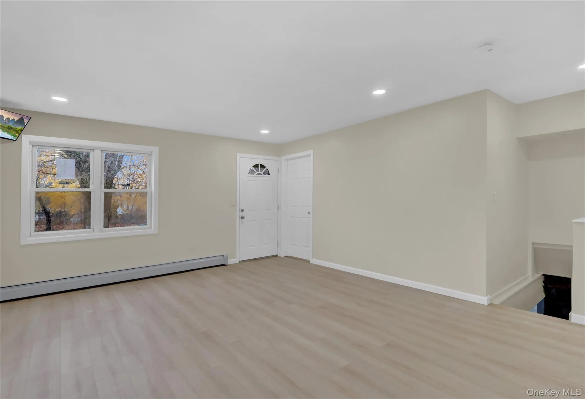 12 Carlls Path, Babylon, NY, 3 Bedrooms Bedrooms, 8 Rooms Rooms,2 BathroomsBathrooms,Residential,For Rent,Carlls,0,1047543 12 Carlls Path, Babylon, NY, 3 Bedrooms Bedrooms, 8 Rooms Rooms,2 BathroomsBathrooms,Residential,For Rent,Carlls,0,1047543
