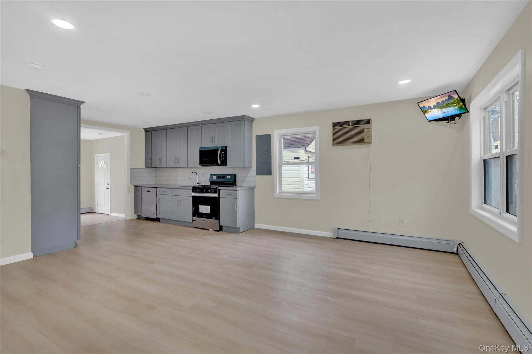 12 Carlls Path, Babylon, NY, 3 Bedrooms Bedrooms, 8 Rooms Rooms,2 BathroomsBathrooms,Residential,For Rent,Carlls,0,1047543 12 Carlls Path, Babylon, NY, 3 Bedrooms Bedrooms, 8 Rooms Rooms,2 BathroomsBathrooms,Residential,For Rent,Carlls,0,1047543