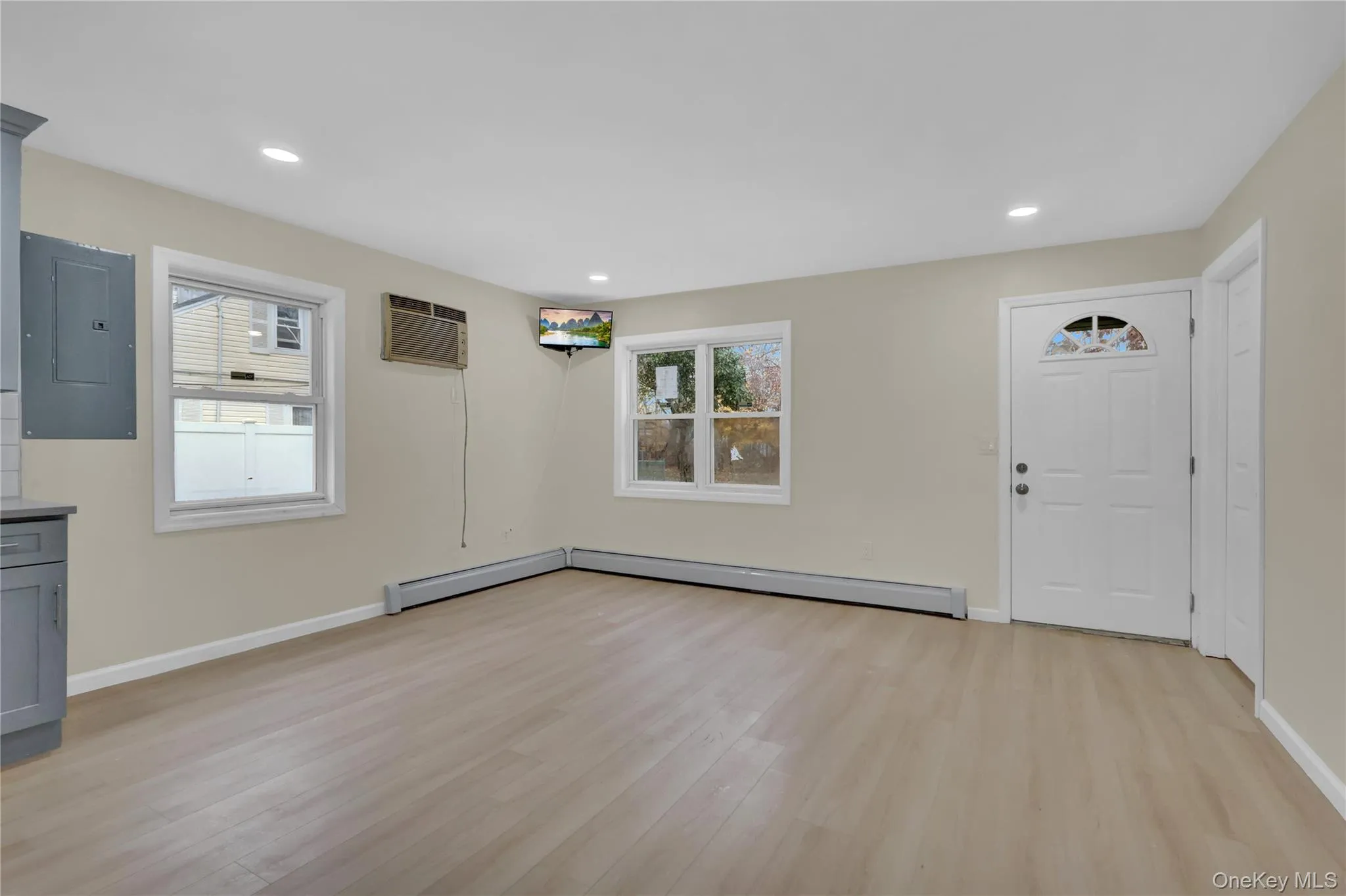 12 Carlls Path, Babylon, NY, 3 Bedrooms Bedrooms, 8 Rooms Rooms,2 BathroomsBathrooms,Residential,For Rent,Carlls,0,1047543 12 Carlls Path, Babylon, NY, 3 Bedrooms Bedrooms, 8 Rooms Rooms,2 BathroomsBathrooms,Residential,For Rent,Carlls,0,1047543