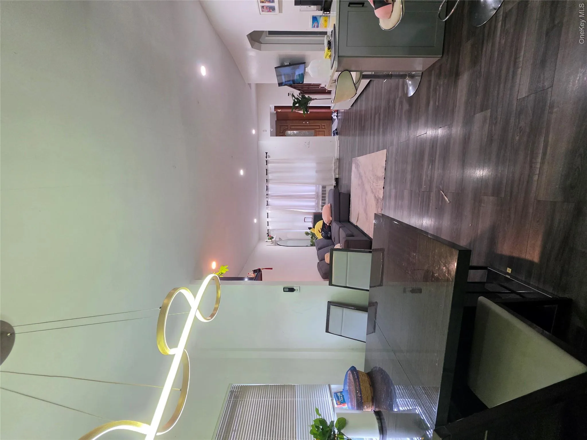 2570 Pearsall Avenue, New York, NY, 3 Bedrooms Bedrooms, 8 Rooms Rooms,2 BathroomsBathrooms,Residential,For Rent,Pearsall,0,1047544 2570 Pearsall Avenue, New York, NY, 3 Bedrooms Bedrooms, 8 Rooms Rooms,2 BathroomsBathrooms,Residential,For Rent,Pearsall,0,1047544