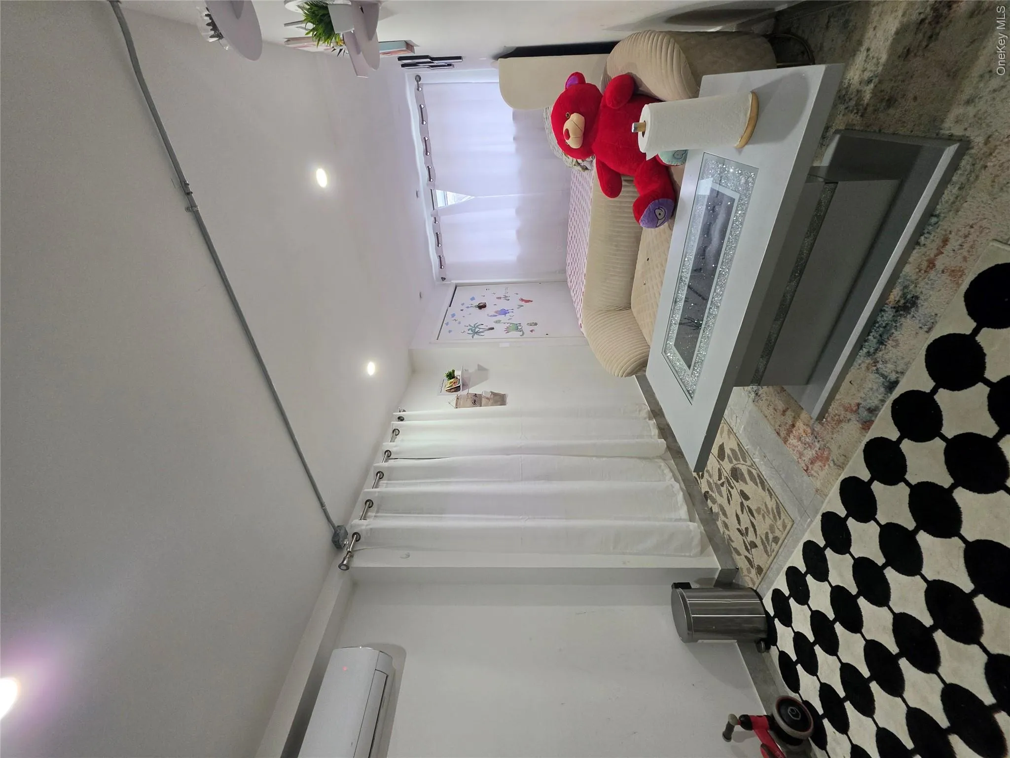 2570 Pearsall Avenue, New York, NY, 3 Bedrooms Bedrooms, 8 Rooms Rooms,2 BathroomsBathrooms,Residential,For Rent,Pearsall,0,1047544 2570 Pearsall Avenue, New York, NY, 3 Bedrooms Bedrooms, 8 Rooms Rooms,2 BathroomsBathrooms,Residential,For Rent,Pearsall,0,1047544