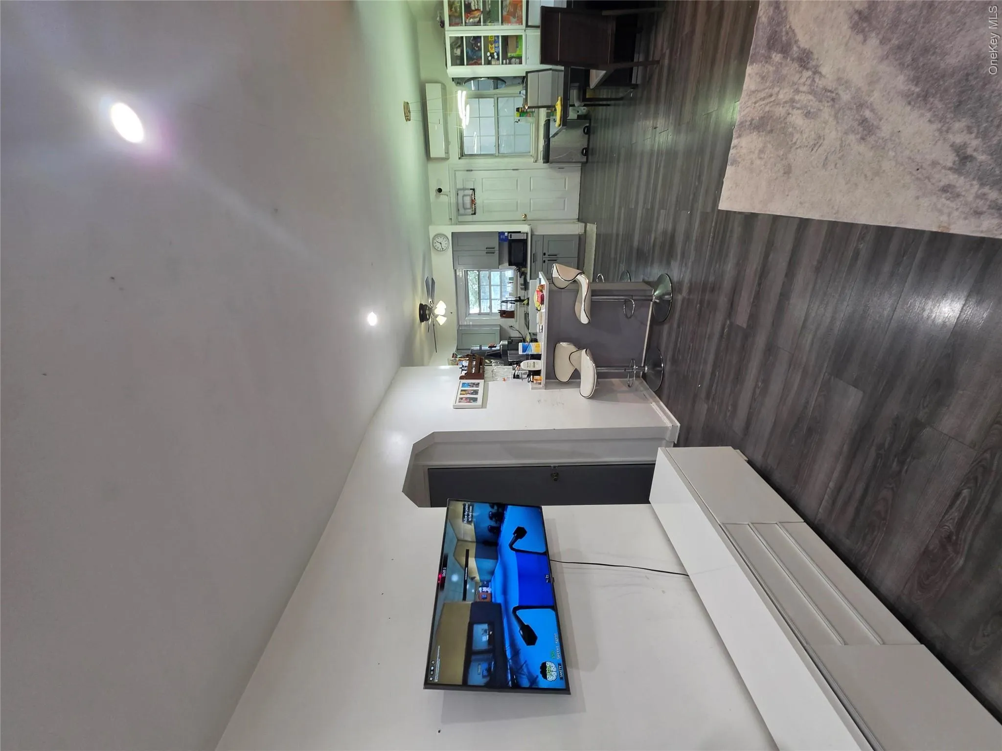 2570 Pearsall Avenue, New York, NY, 3 Bedrooms Bedrooms, 8 Rooms Rooms,2 BathroomsBathrooms,Residential,For Rent,Pearsall,0,1047544 2570 Pearsall Avenue, New York, NY, 3 Bedrooms Bedrooms, 8 Rooms Rooms,2 BathroomsBathrooms,Residential,For Rent,Pearsall,0,1047544