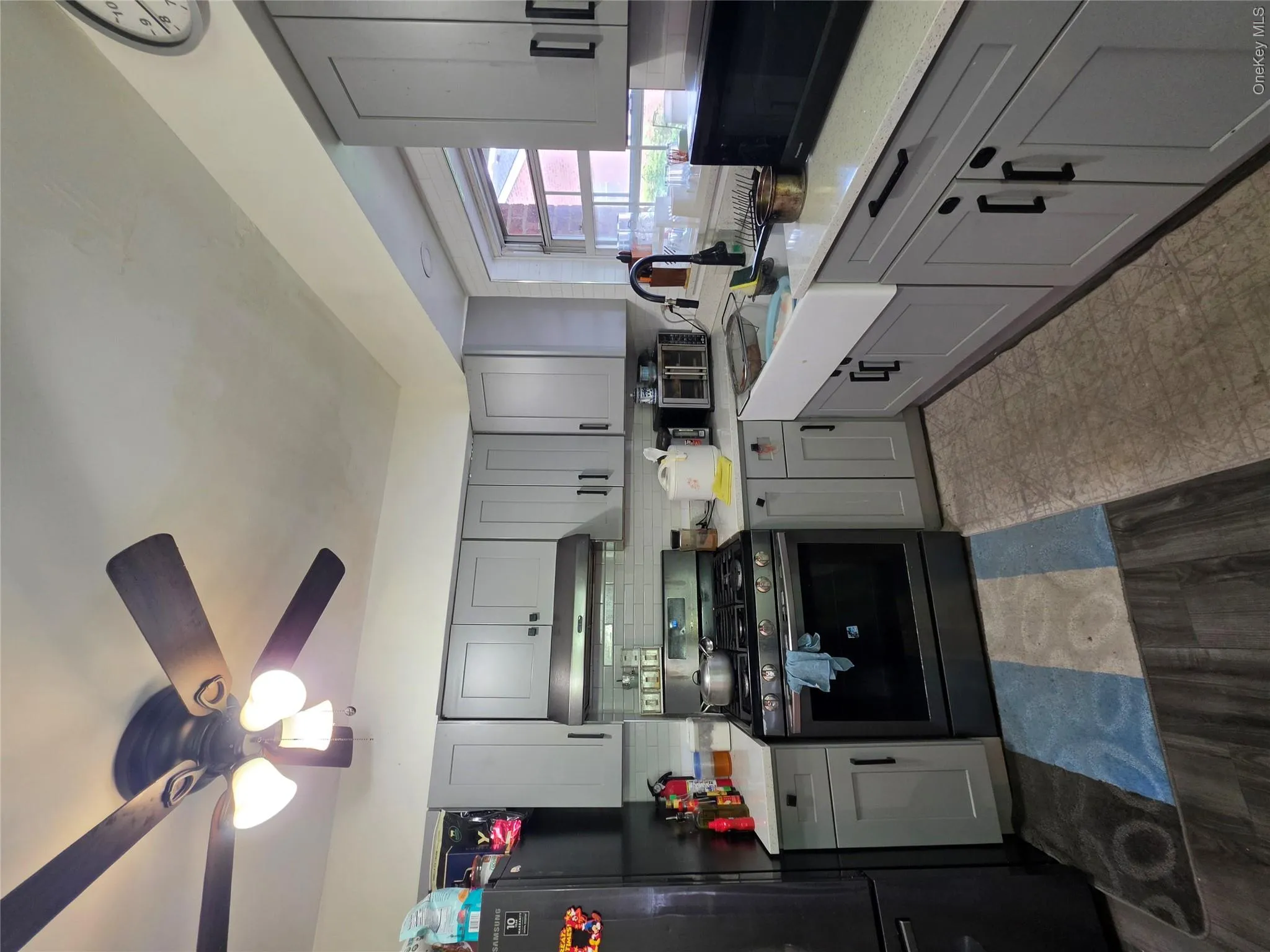 2570 Pearsall Avenue, New York, NY, 3 Bedrooms Bedrooms, 8 Rooms Rooms,2 BathroomsBathrooms,Residential,For Rent,Pearsall,0,1047544 2570 Pearsall Avenue, New York, NY, 3 Bedrooms Bedrooms, 8 Rooms Rooms,2 BathroomsBathrooms,Residential,For Rent,Pearsall,0,1047544