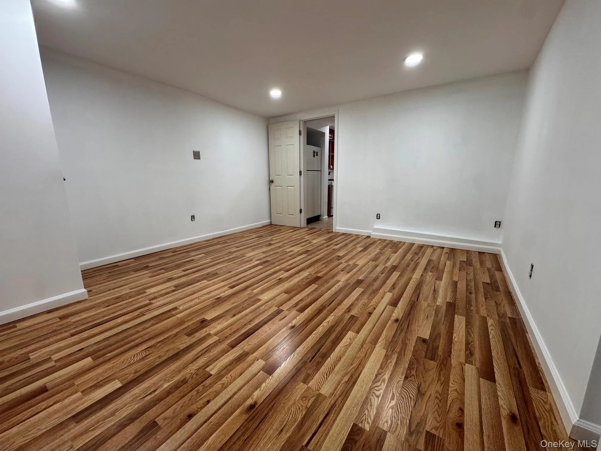 1245 Rhinelander Avenue, New York, NY, 1 Bedroom Bedrooms, 2 Rooms Rooms,1 BathroomBathrooms,Residential Lease,For Rent,Rhinelander,0,1047546 1245 Rhinelander Avenue, New York, NY, 1 Bedroom Bedrooms, 2 Rooms Rooms,1 BathroomBathrooms,Residential Lease,For Rent,Rhinelander,0,1047546