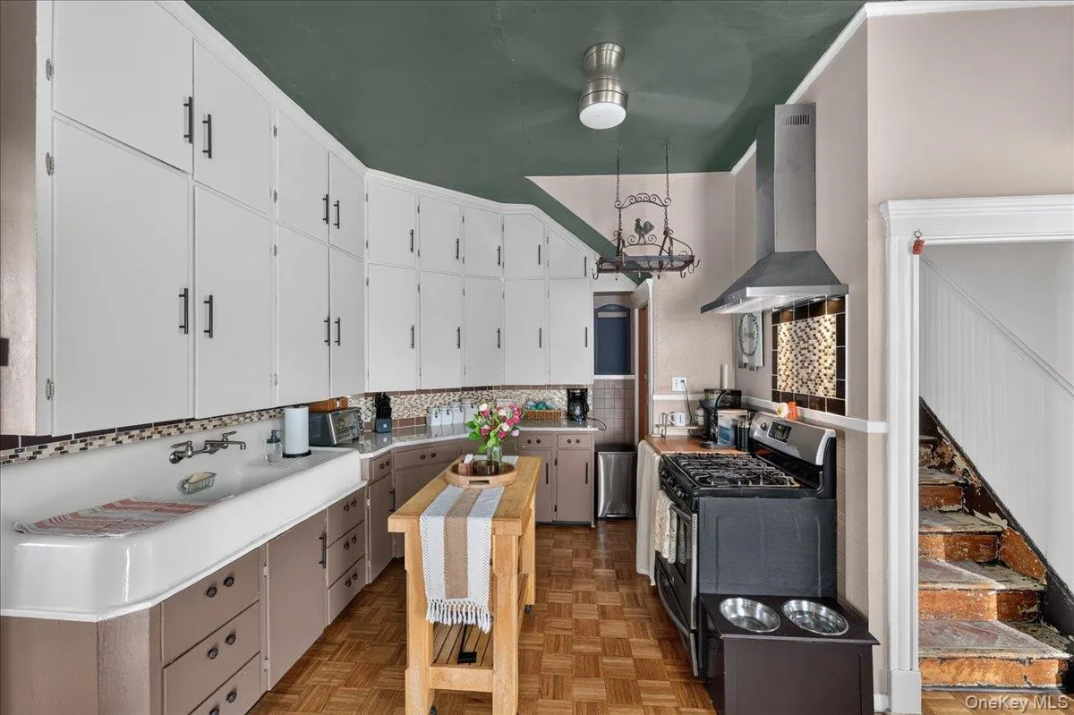 258 Ocean Avenue, Brookhaven, NY, 4 Bedrooms Bedrooms, 8 Rooms Rooms,2 BathroomsBathrooms,Residential,For Rent,Ocean,0,1047551 258 Ocean Avenue, Brookhaven, NY, 4 Bedrooms Bedrooms, 8 Rooms Rooms,2 BathroomsBathrooms,Residential,For Rent,Ocean,0,1047551