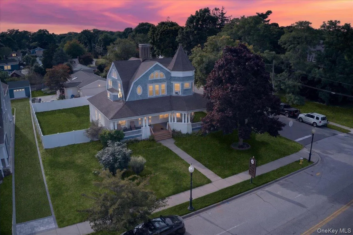 258 Ocean Avenue, Brookhaven, NY, 4 Bedrooms Bedrooms, 8 Rooms Rooms,2 BathroomsBathrooms,Residential,For Rent,Ocean,0,1047551 258 Ocean Avenue, Brookhaven, NY, 4 Bedrooms Bedrooms, 8 Rooms Rooms,2 BathroomsBathrooms,Residential,For Rent,Ocean,0,1047551