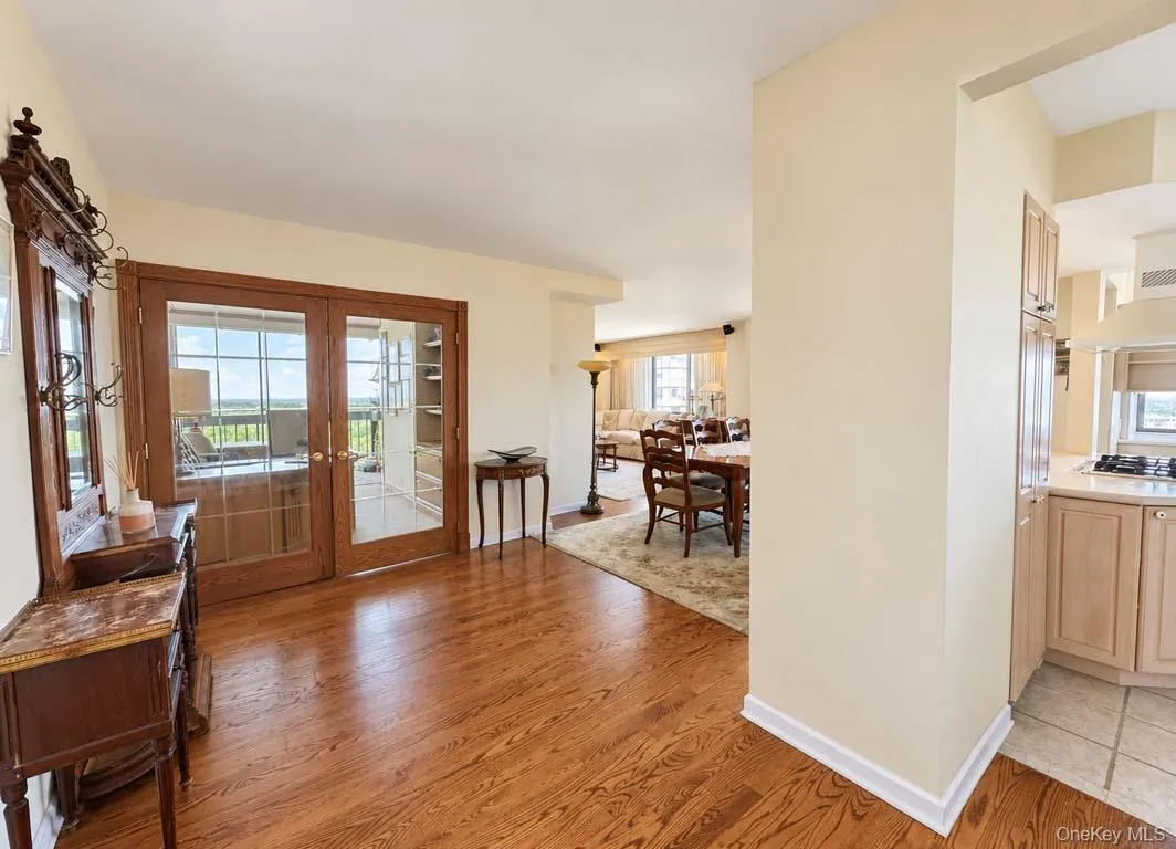 27010 Grand Central Parkway, New York, NY, 2 Bedrooms Bedrooms, 5 Rooms Rooms,2 BathroomsBathrooms,Residential,For Rent,Grand Central,0,1047556 27010 Grand Central Parkway, New York, NY, 2 Bedrooms Bedrooms, 5 Rooms Rooms,2 BathroomsBathrooms,Residential,For Rent,Grand Central,0,1047556