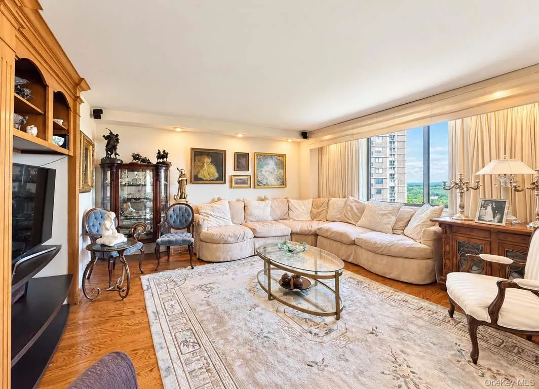 27010 Grand Central Parkway, New York, NY, 2 Bedrooms Bedrooms, 5 Rooms Rooms,2 BathroomsBathrooms,Residential,For Rent,Grand Central,0,1047556 27010 Grand Central Parkway, New York, NY, 2 Bedrooms Bedrooms, 5 Rooms Rooms,2 BathroomsBathrooms,Residential,For Rent,Grand Central,0,1047556