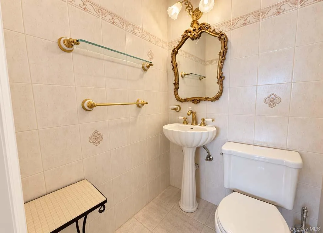 27010 Grand Central Parkway, New York, NY, 2 Bedrooms Bedrooms, 5 Rooms Rooms,2 BathroomsBathrooms,Residential,For Rent,Grand Central,0,1047556 27010 Grand Central Parkway, New York, NY, 2 Bedrooms Bedrooms, 5 Rooms Rooms,2 BathroomsBathrooms,Residential,For Rent,Grand Central,0,1047556