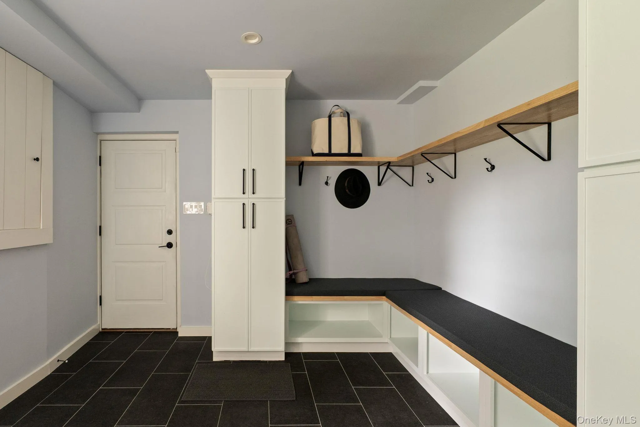 212 State Route 9H, Claverack, NY, 4 Bedrooms Bedrooms, 11 Rooms Rooms,3 BathroomsBathrooms,Residential,For Rent,State Route 9H,0,1047563 212 State Route 9H, Claverack, NY, 4 Bedrooms Bedrooms, 11 Rooms Rooms,3 BathroomsBathrooms,Residential,For Rent,State Route 9H,0,1047563