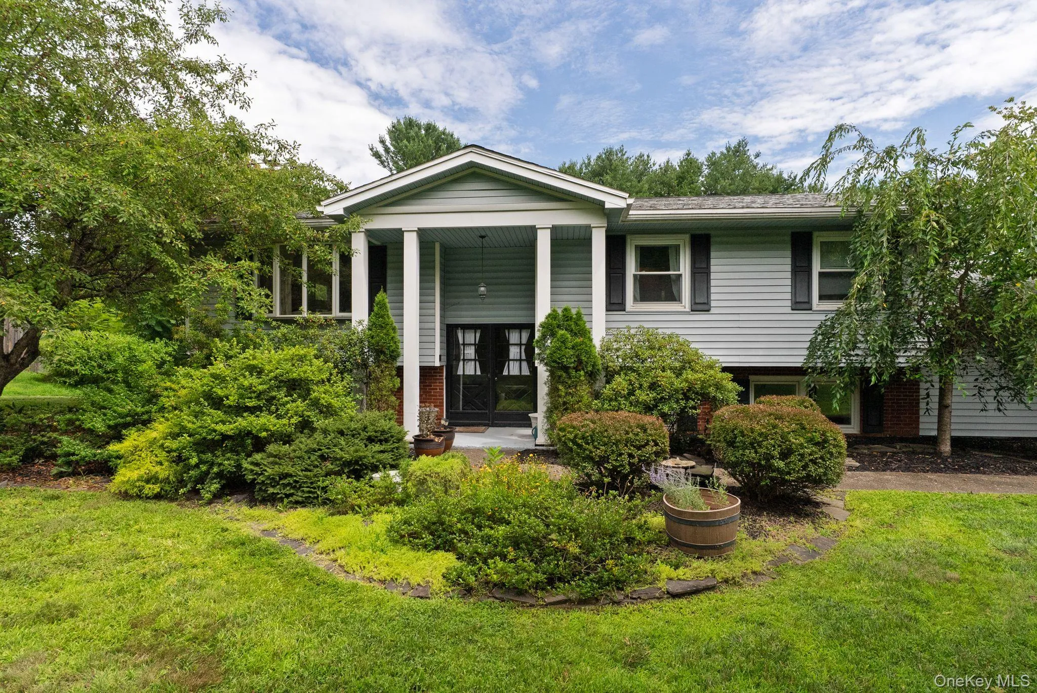 212 State Route 9H, Claverack, NY, 4 Bedrooms Bedrooms, 11 Rooms Rooms,3 BathroomsBathrooms,Residential,For Rent,State Route 9H,0,1047563 212 State Route 9H, Claverack, NY, 4 Bedrooms Bedrooms, 11 Rooms Rooms,3 BathroomsBathrooms,Residential,For Rent,State Route 9H,0,1047563