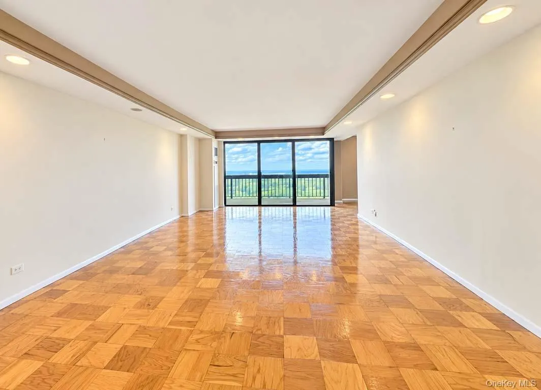 27010 Grand Central, New York, NY, 2 Bedrooms Bedrooms, 5 Rooms Rooms,2 BathroomsBathrooms,Residential,For Rent,Grand Central,0,1047564 27010 Grand Central, New York, NY, 2 Bedrooms Bedrooms, 5 Rooms Rooms,2 BathroomsBathrooms,Residential,For Rent,Grand Central,0,1047564