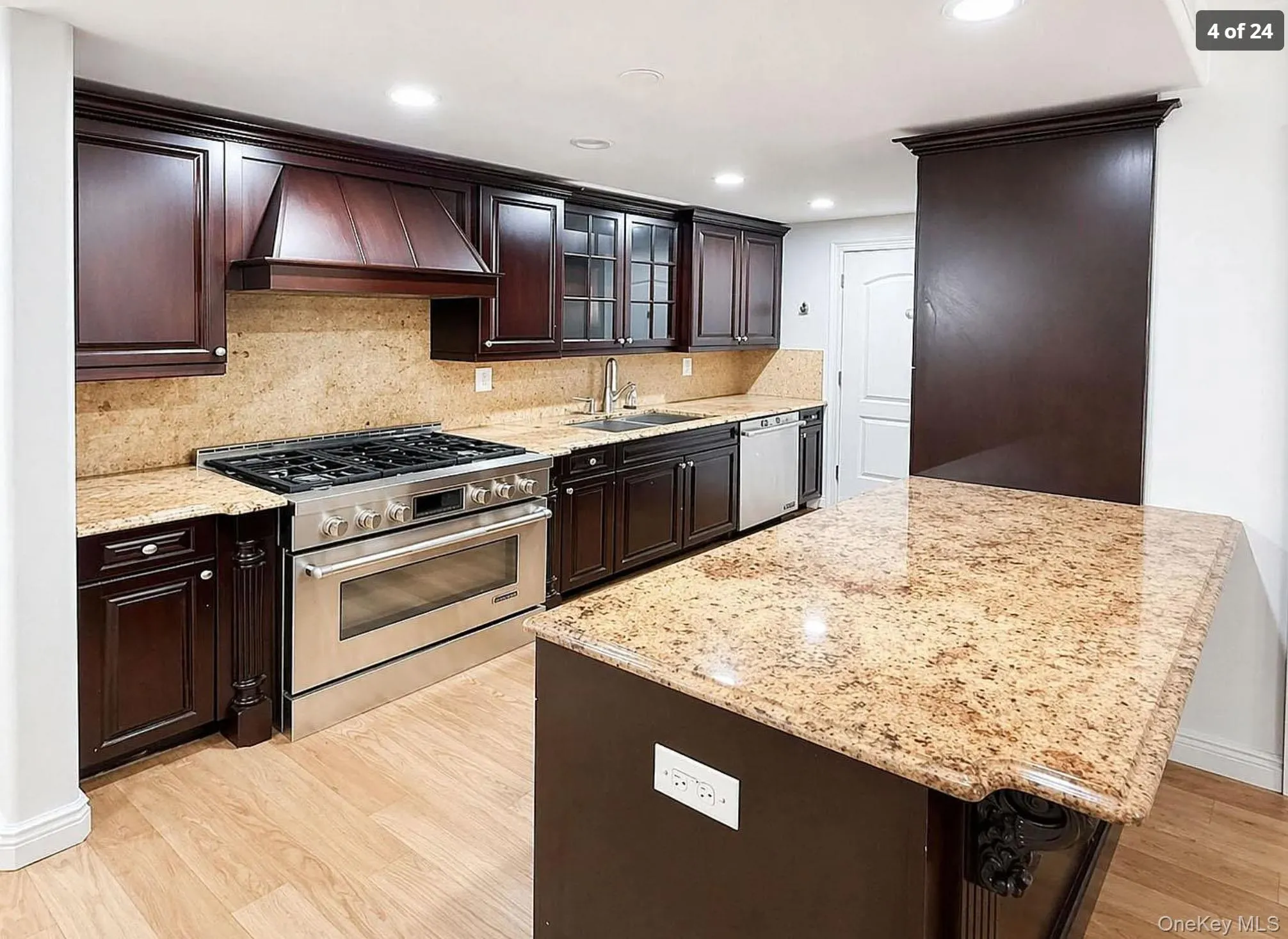 63-36 99 street, New York, NY, 2 Bedrooms Bedrooms, 7 Rooms Rooms,2 BathroomsBathrooms,Residential Lease,For Rent,99 street,0,1047565 63-36 99 street, New York, NY, 2 Bedrooms Bedrooms, 7 Rooms Rooms,2 BathroomsBathrooms,Residential Lease,For Rent,99 street,0,1047565
