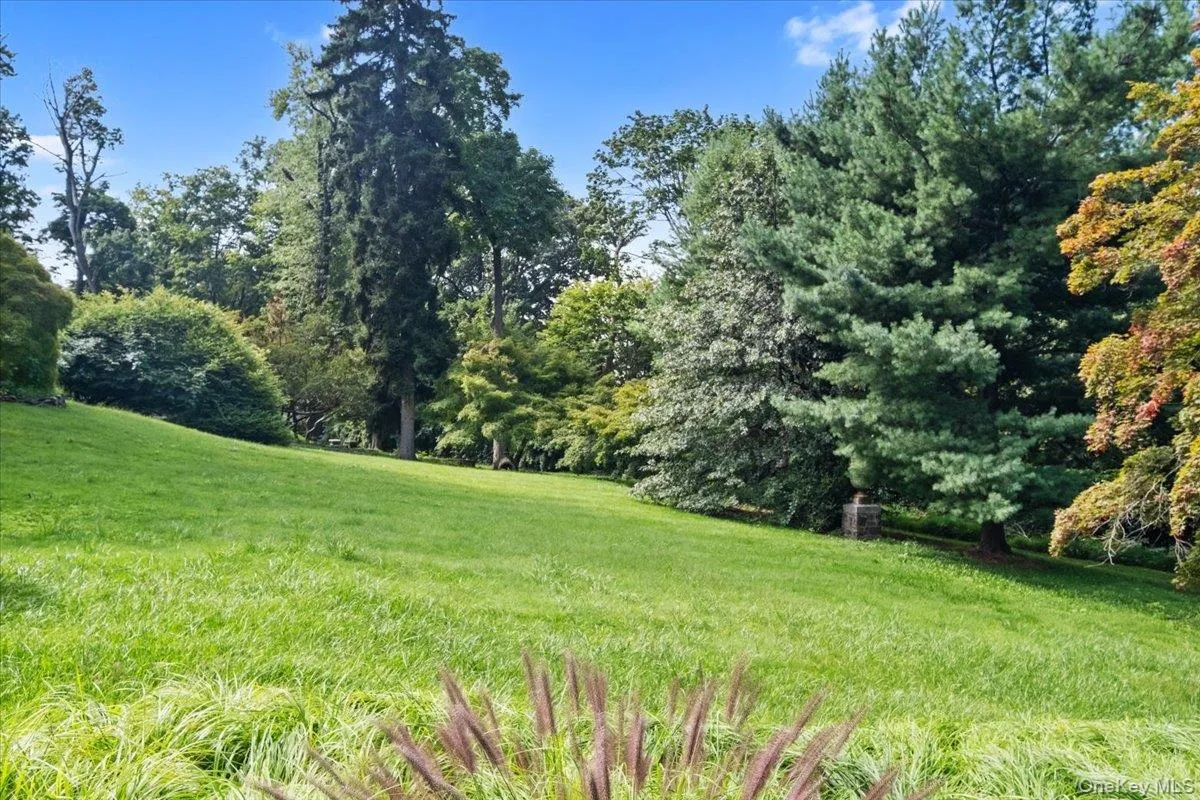 57 Cobb Lane, Greenburgh, NY, 9 Bedrooms Bedrooms, 18 Rooms Rooms,4 BathroomsBathrooms,Residential,For Rent,Cobb,0,1047567 57 Cobb Lane, Greenburgh, NY, 9 Bedrooms Bedrooms, 18 Rooms Rooms,4 BathroomsBathrooms,Residential,For Rent,Cobb,0,1047567
