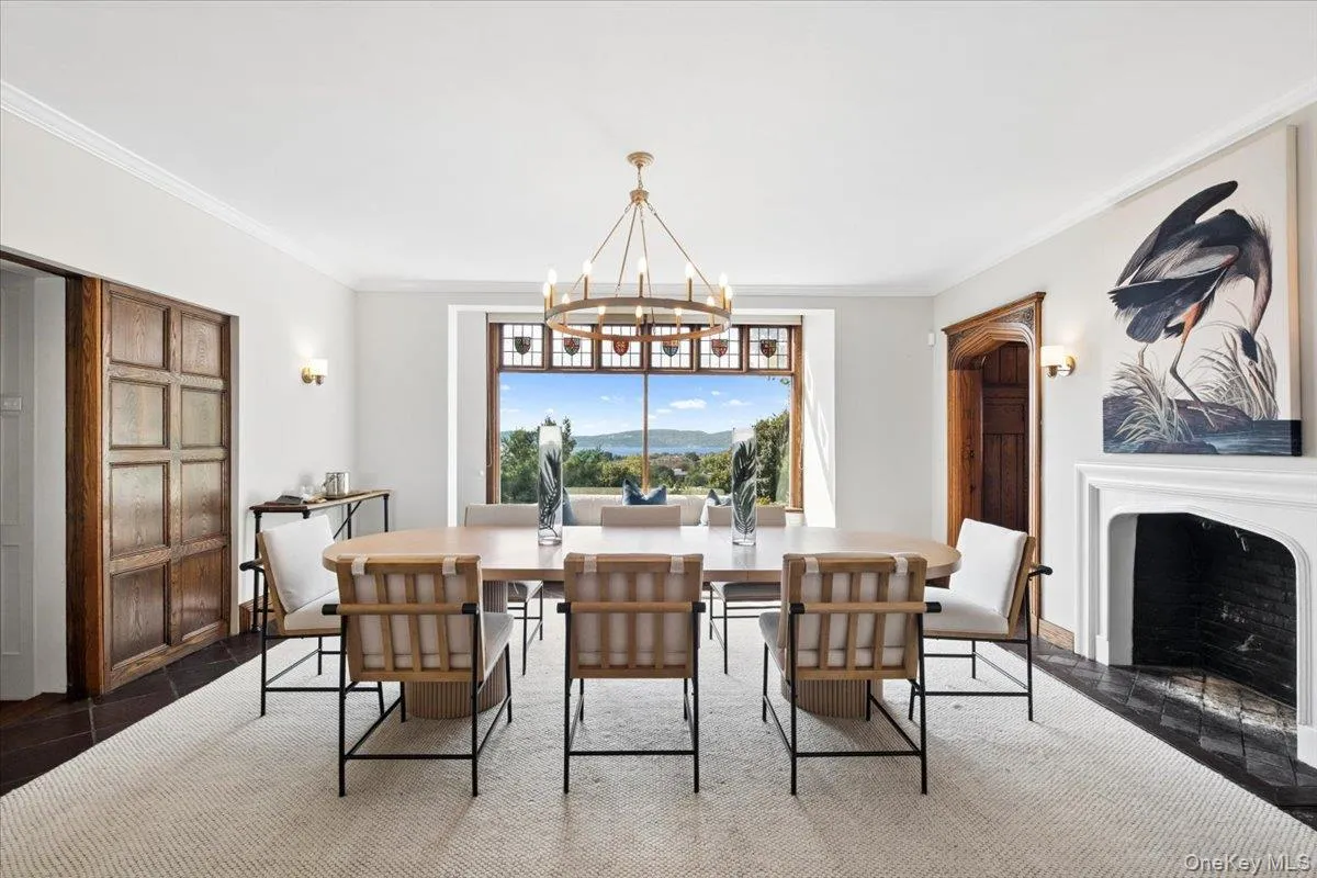 57 Cobb Lane, Greenburgh, NY, 9 Bedrooms Bedrooms, 18 Rooms Rooms,4 BathroomsBathrooms,Residential,For Rent,Cobb,0,1047567 57 Cobb Lane, Greenburgh, NY, 9 Bedrooms Bedrooms, 18 Rooms Rooms,4 BathroomsBathrooms,Residential,For Rent,Cobb,0,1047567