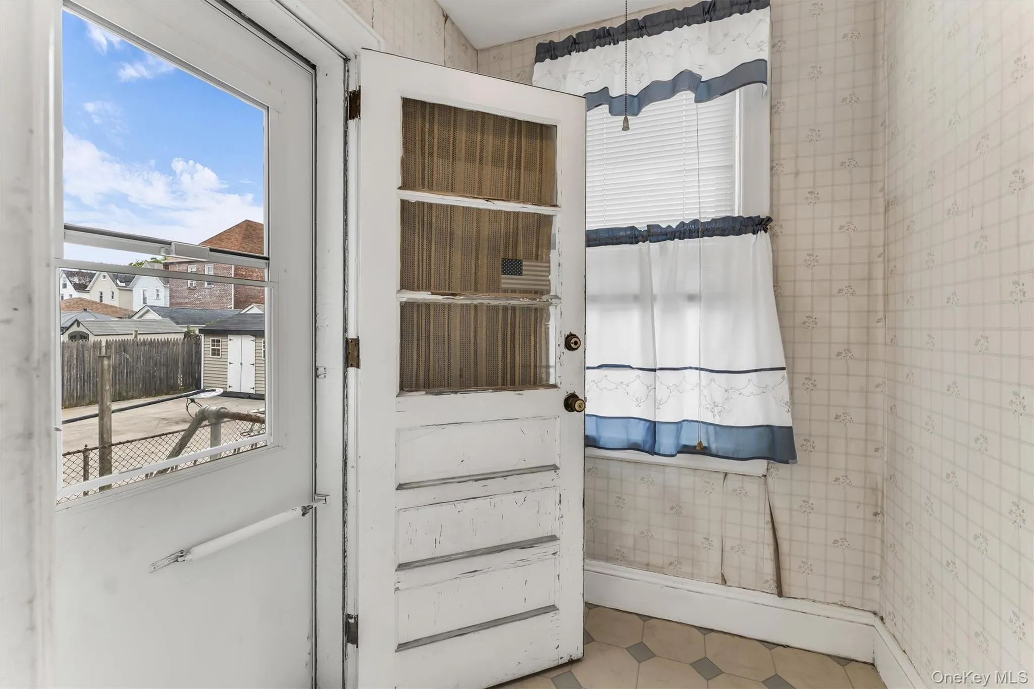 13226 114th Place, New York, NY, 3 Bedrooms Bedrooms, 8 Rooms Rooms,1 BathroomBathrooms,Residential,For Rent,114th,0,1047573 13226 114th Place, New York, NY, 3 Bedrooms Bedrooms, 8 Rooms Rooms,1 BathroomBathrooms,Residential,For Rent,114th,0,1047573