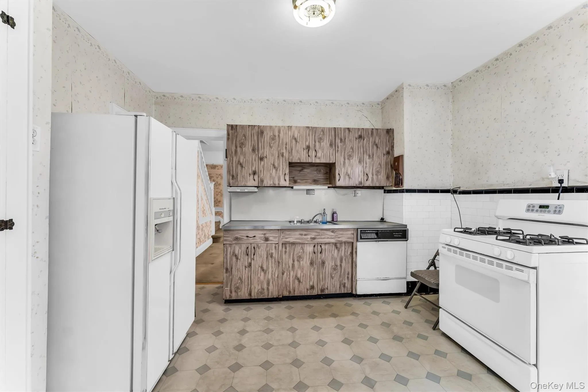 13226 114th Place, New York, NY, 3 Bedrooms Bedrooms, 8 Rooms Rooms,1 BathroomBathrooms,Residential,For Rent,114th,0,1047573 13226 114th Place, New York, NY, 3 Bedrooms Bedrooms, 8 Rooms Rooms,1 BathroomBathrooms,Residential,For Rent,114th,0,1047573