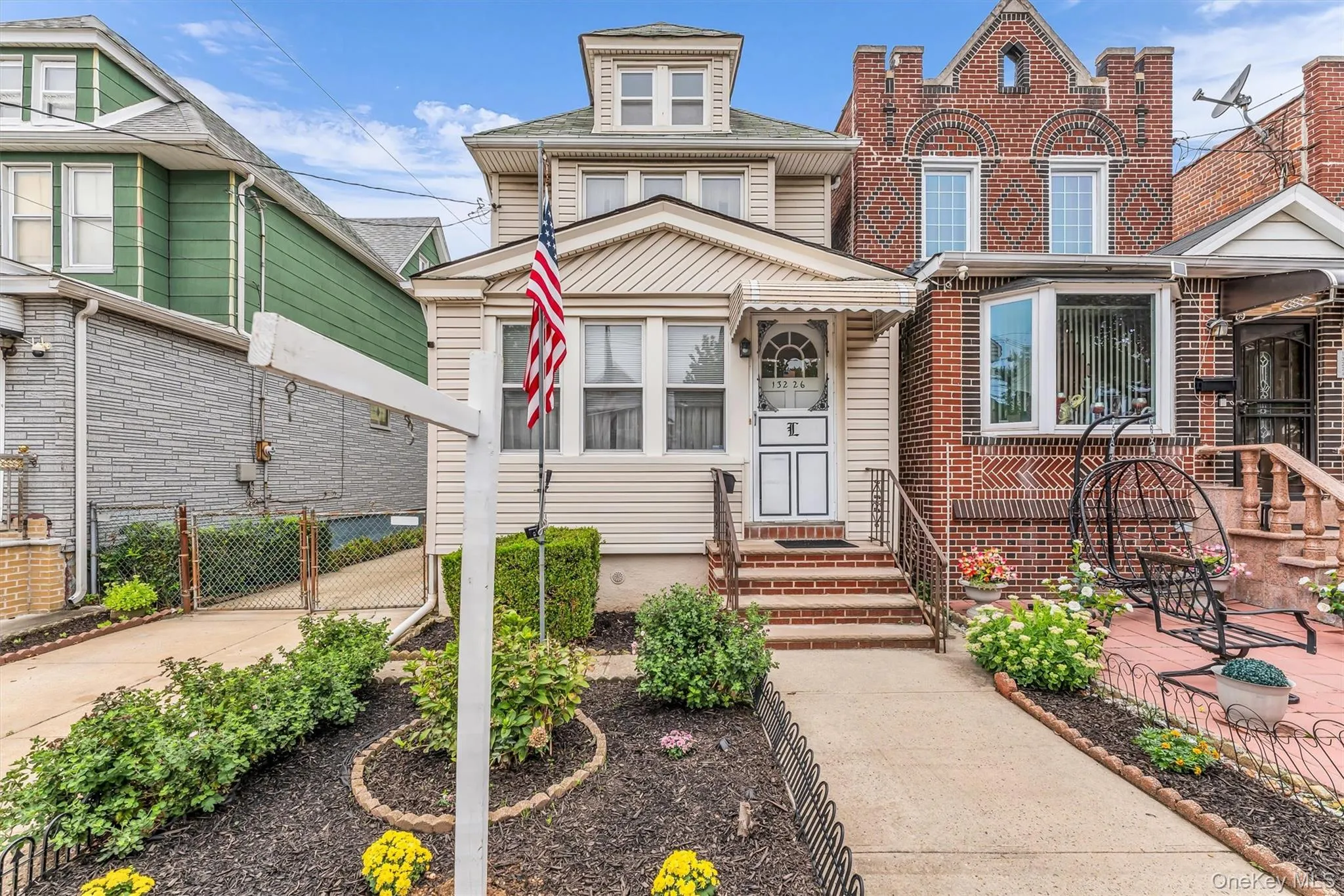 13226 114th Place, New York, NY, 3 Bedrooms Bedrooms, 8 Rooms Rooms,1 BathroomBathrooms,Residential,For Rent,114th,0,1047573 13226 114th Place, New York, NY, 3 Bedrooms Bedrooms, 8 Rooms Rooms,1 BathroomBathrooms,Residential,For Rent,114th,0,1047573