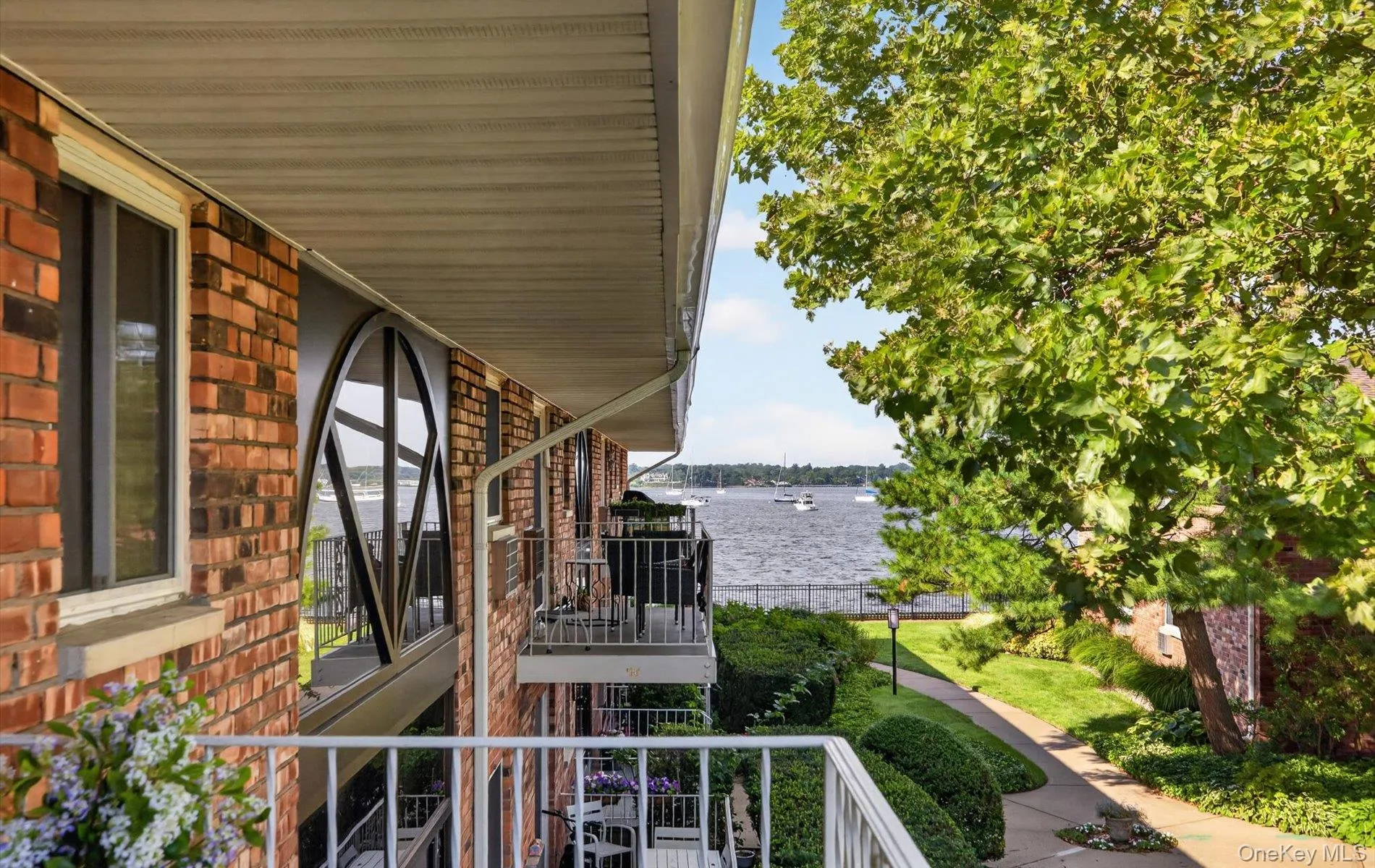 1 Toms Point Lane, North Hempstead, NY, 1 Bedroom Bedrooms, 3 Rooms Rooms,1 BathroomBathrooms,Residential,For Rent,Toms Point,0,1047574 1 Toms Point Lane, North Hempstead, NY, 1 Bedroom Bedrooms, 3 Rooms Rooms,1 BathroomBathrooms,Residential,For Rent,Toms Point,0,1047574
