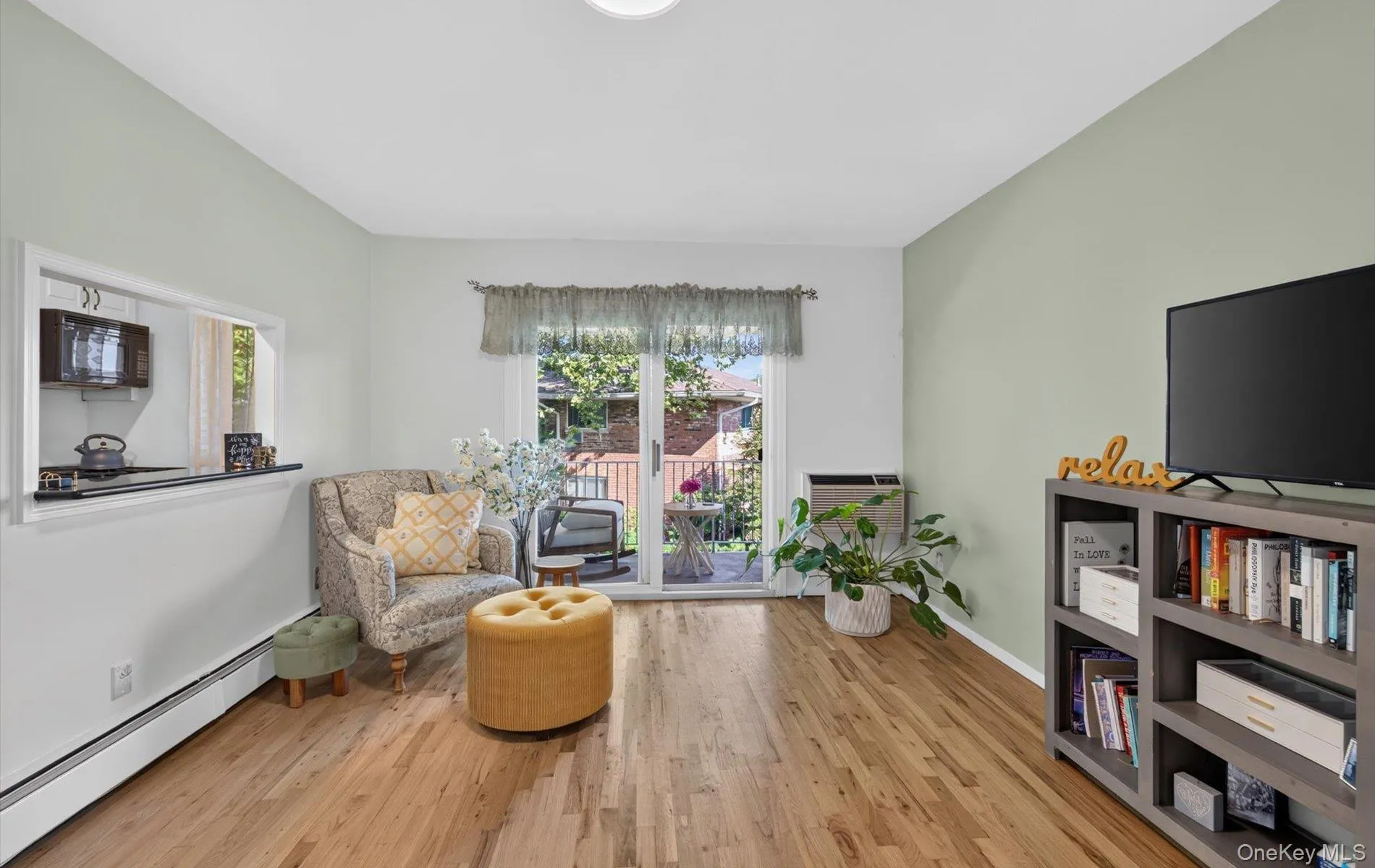 1 Toms Point Lane, North Hempstead, NY, 1 Bedroom Bedrooms, 3 Rooms Rooms,1 BathroomBathrooms,Residential,For Rent,Toms Point,0,1047574 1 Toms Point Lane, North Hempstead, NY, 1 Bedroom Bedrooms, 3 Rooms Rooms,1 BathroomBathrooms,Residential,For Rent,Toms Point,0,1047574
