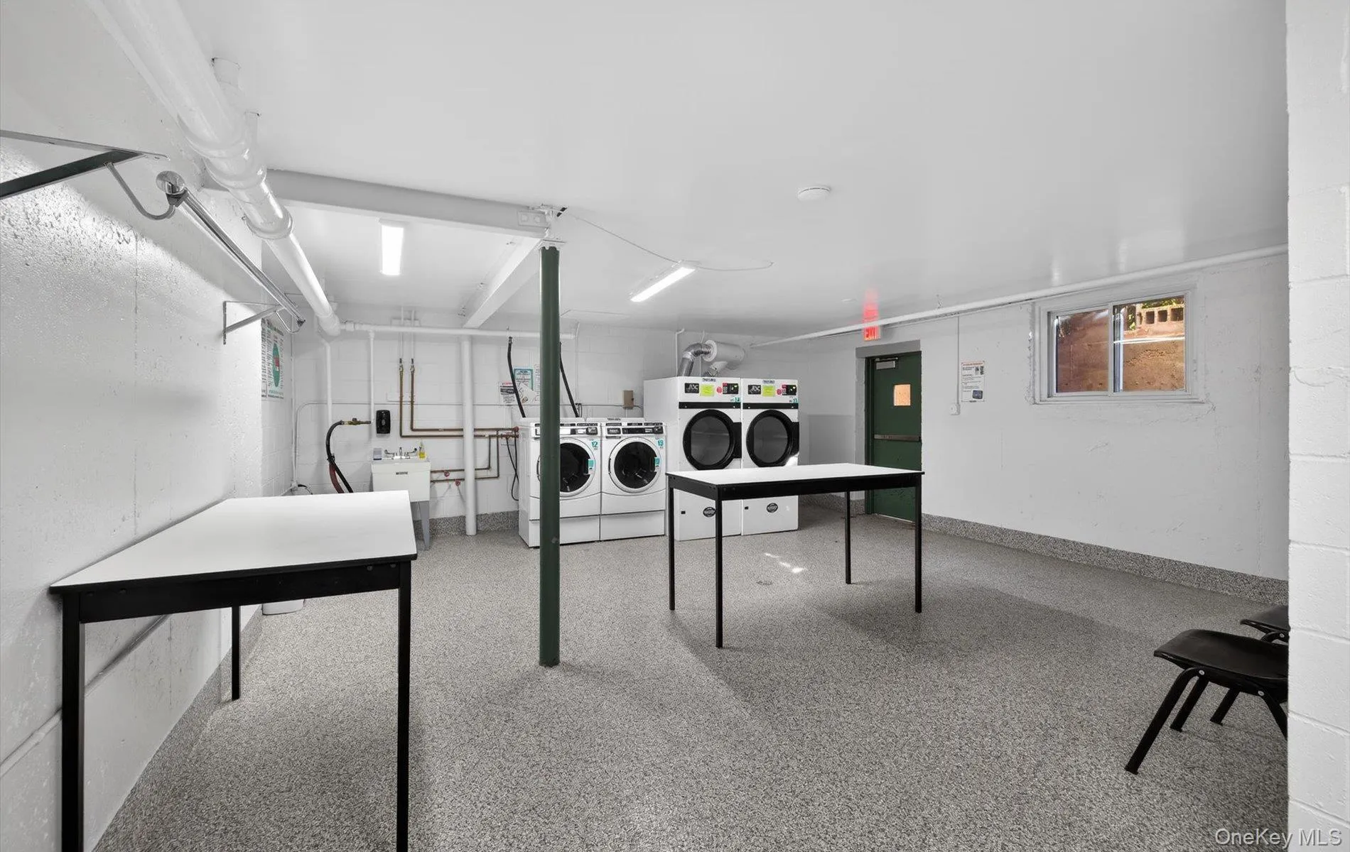 1 Toms Point Lane, North Hempstead, NY, 1 Bedroom Bedrooms, 3 Rooms Rooms,1 BathroomBathrooms,Residential,For Rent,Toms Point,0,1047574 1 Toms Point Lane, North Hempstead, NY, 1 Bedroom Bedrooms, 3 Rooms Rooms,1 BathroomBathrooms,Residential,For Rent,Toms Point,0,1047574
