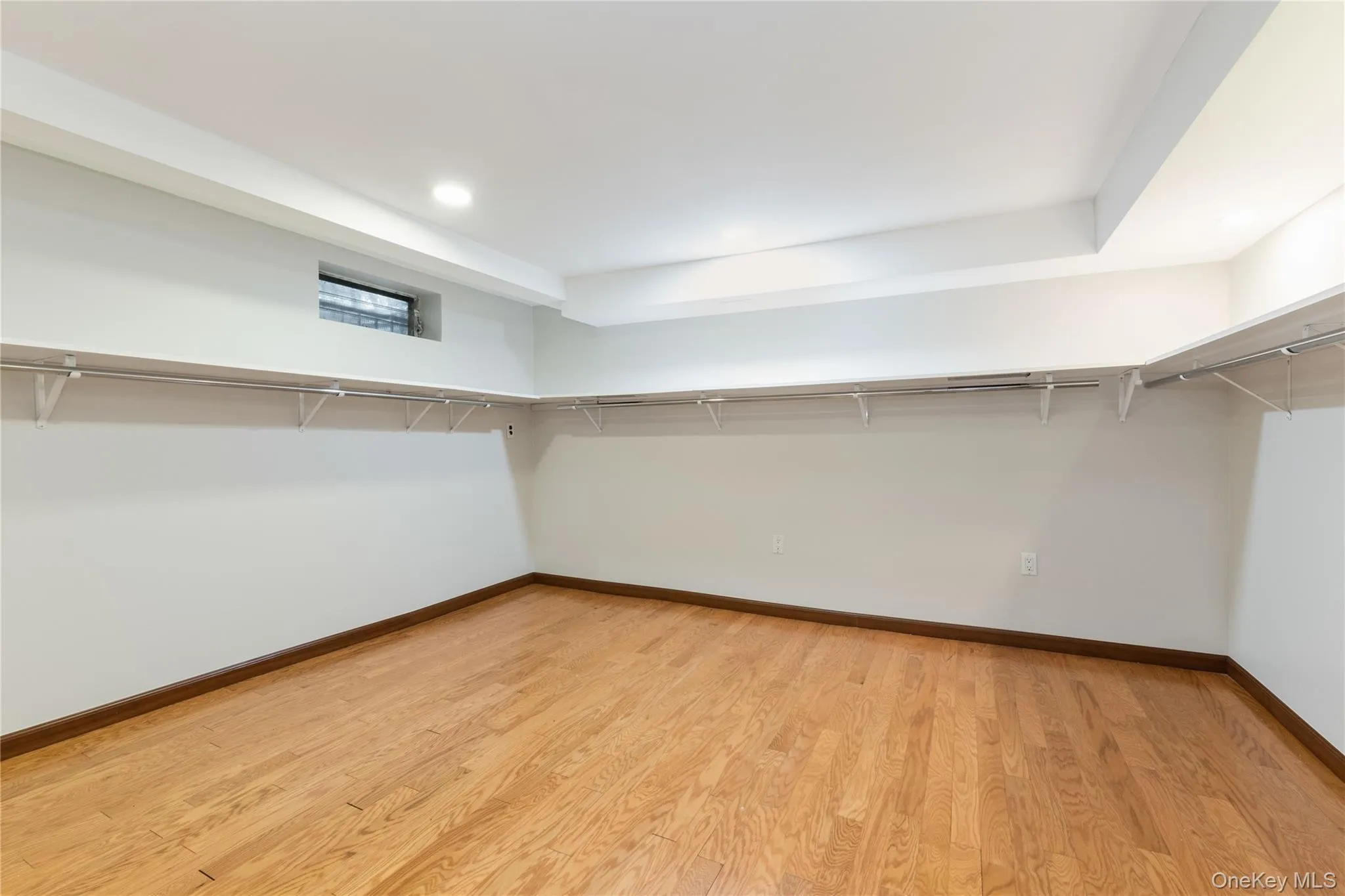 18407A 58th Avenue, New York, NY, 2 Bedrooms Bedrooms, 7 Rooms Rooms,2 BathroomsBathrooms,Residential,For Rent,58th,0,1047575 18407A 58th Avenue, New York, NY, 2 Bedrooms Bedrooms, 7 Rooms Rooms,2 BathroomsBathrooms,Residential,For Rent,58th,0,1047575