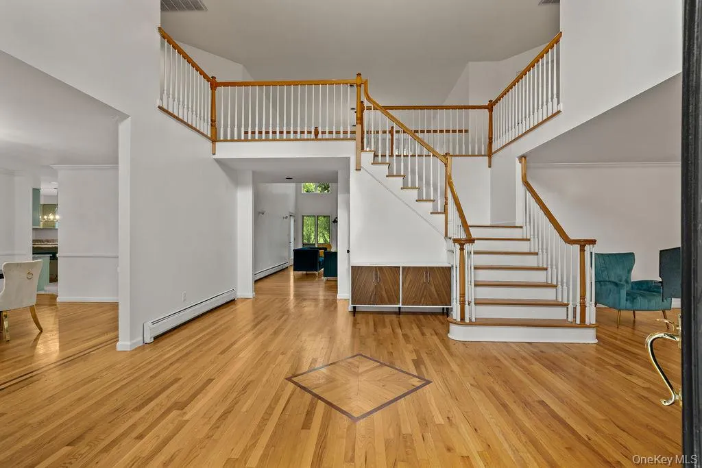 10 Golden Road, Ramapo, NY, 8 Bedrooms Bedrooms, 20 Rooms Rooms,4 BathroomsBathrooms,Residential,For Rent,Golden,0,1047577 10 Golden Road, Ramapo, NY, 8 Bedrooms Bedrooms, 20 Rooms Rooms,4 BathroomsBathrooms,Residential,For Rent,Golden,0,1047577