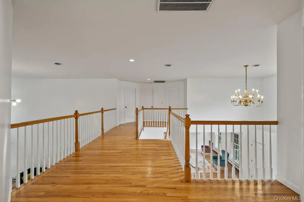 10 Golden Road, Ramapo, NY, 8 Bedrooms Bedrooms, 20 Rooms Rooms,4 BathroomsBathrooms,Residential,For Rent,Golden,0,1047577 10 Golden Road, Ramapo, NY, 8 Bedrooms Bedrooms, 20 Rooms Rooms,4 BathroomsBathrooms,Residential,For Rent,Golden,0,1047577