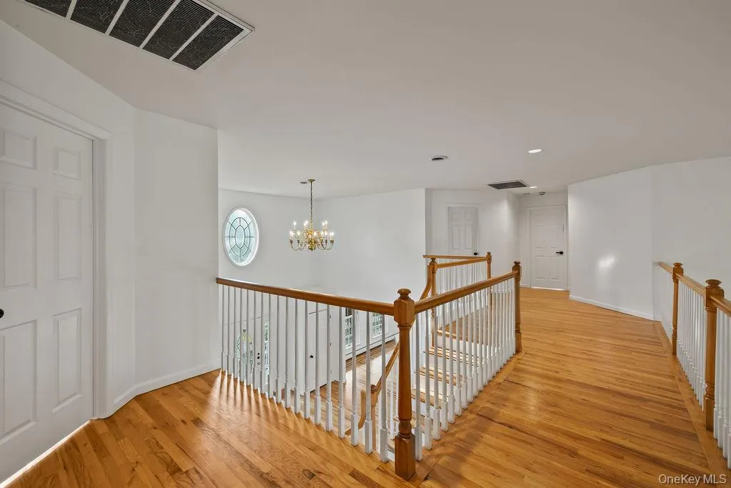10 Golden Road, Ramapo, NY, 8 Bedrooms Bedrooms, 20 Rooms Rooms,4 BathroomsBathrooms,Residential,For Rent,Golden,0,1047577 10 Golden Road, Ramapo, NY, 8 Bedrooms Bedrooms, 20 Rooms Rooms,4 BathroomsBathrooms,Residential,For Rent,Golden,0,1047577