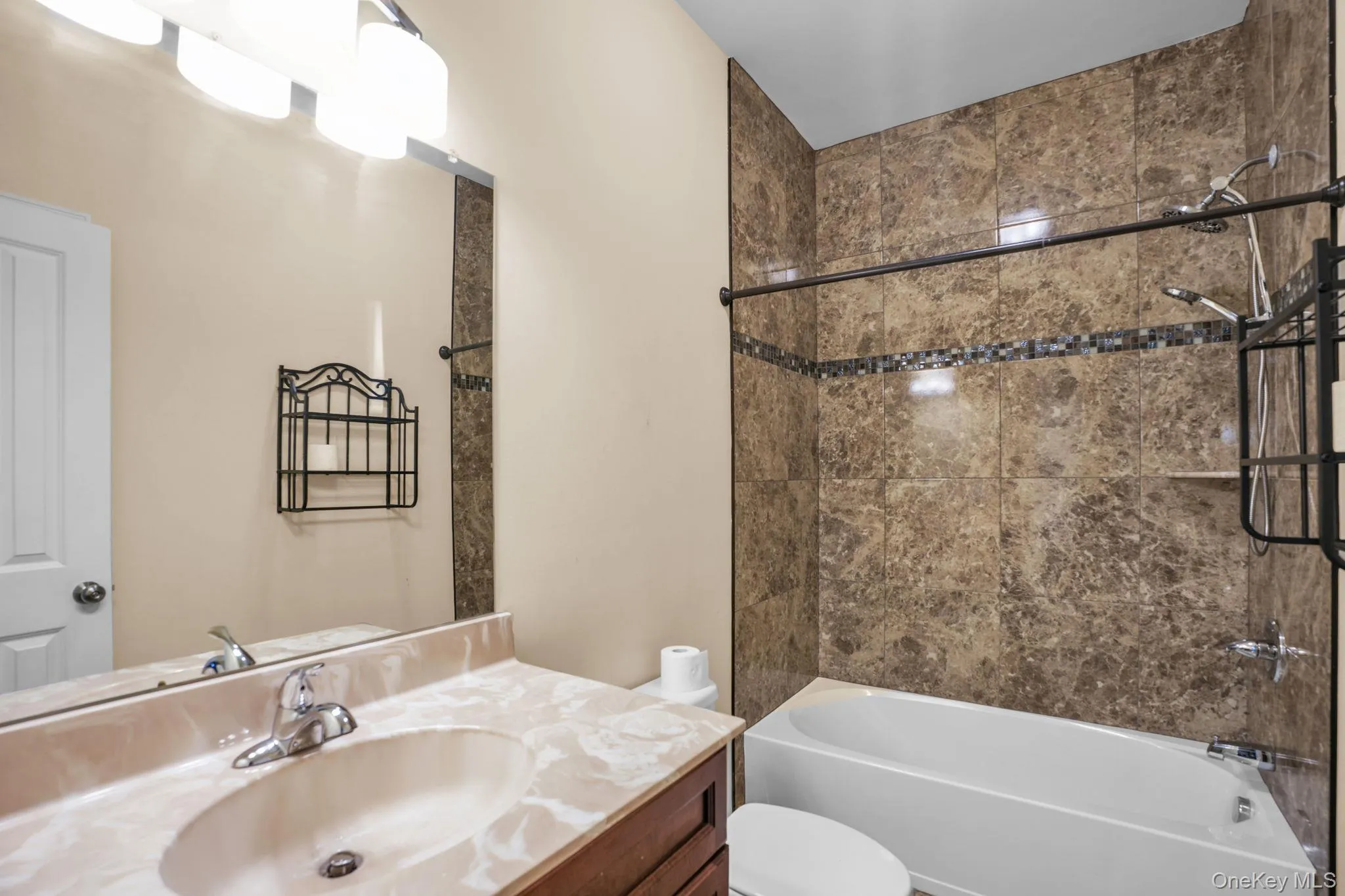 53 Highland View Place, Middletown, NY, 3 Bedrooms Bedrooms, 6 Rooms Rooms,2 BathroomsBathrooms,Residential,For Rent,Highland View,0,1047583 53 Highland View Place, Middletown, NY, 3 Bedrooms Bedrooms, 6 Rooms Rooms,2 BathroomsBathrooms,Residential,For Rent,Highland View,0,1047583