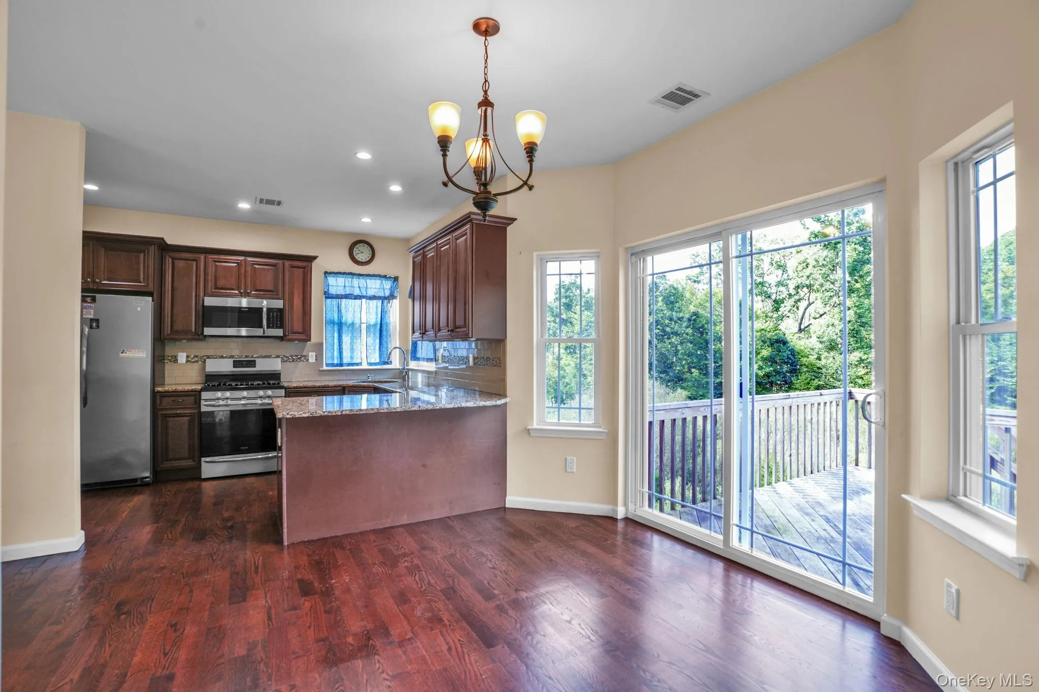 53 Highland View Place, Middletown, NY, 3 Bedrooms Bedrooms, 6 Rooms Rooms,2 BathroomsBathrooms,Residential,For Rent,Highland View,0,1047583 53 Highland View Place, Middletown, NY, 3 Bedrooms Bedrooms, 6 Rooms Rooms,2 BathroomsBathrooms,Residential,For Rent,Highland View,0,1047583