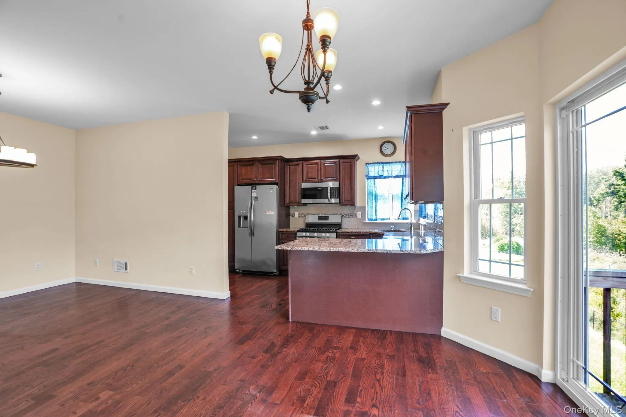 53 Highland View Place, Middletown, NY, 3 Bedrooms Bedrooms, 6 Rooms Rooms,2 BathroomsBathrooms,Residential,For Rent,Highland View,0,1047583 53 Highland View Place, Middletown, NY, 3 Bedrooms Bedrooms, 6 Rooms Rooms,2 BathroomsBathrooms,Residential,For Rent,Highland View,0,1047583