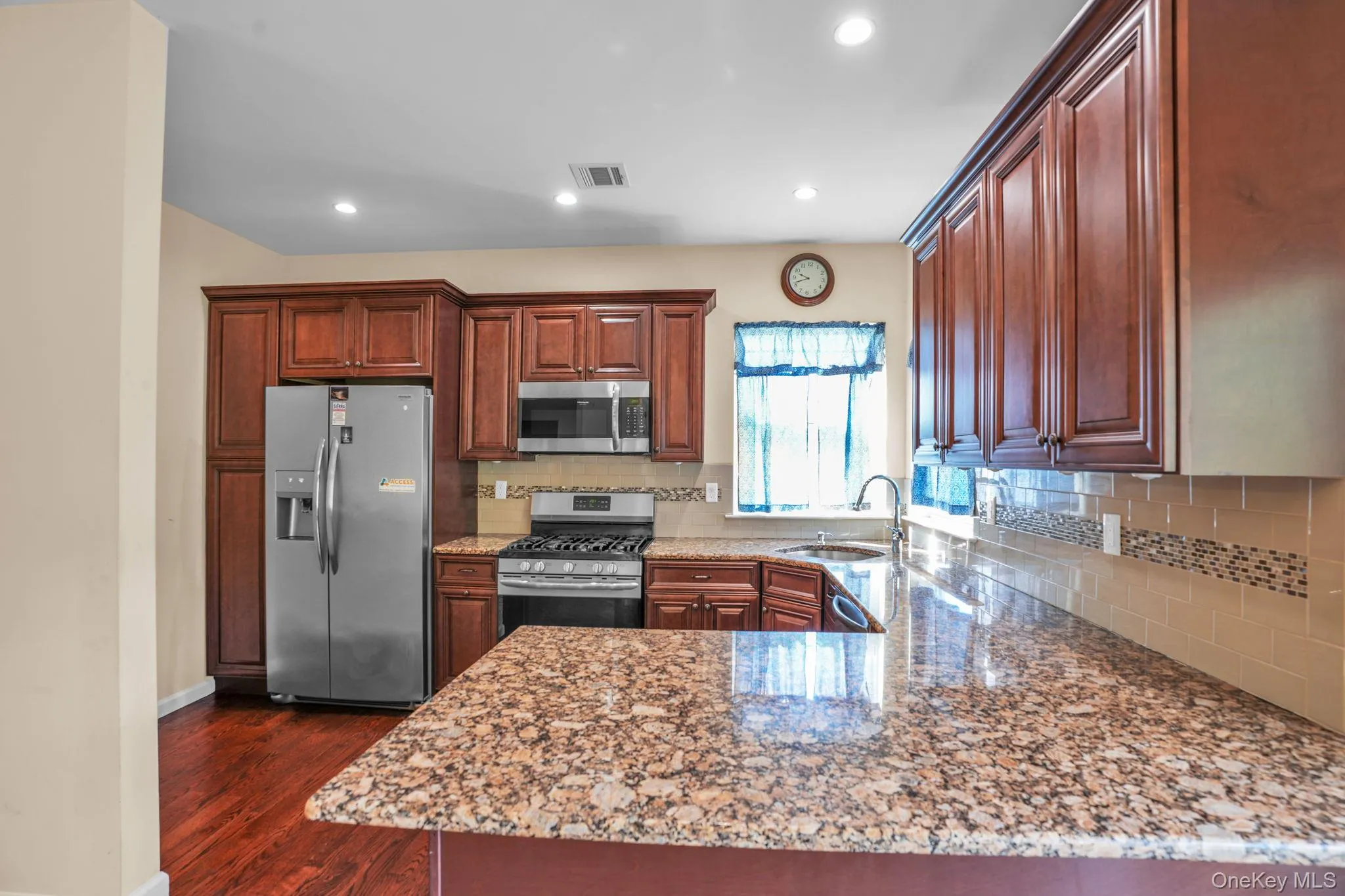 53 Highland View Place, Middletown, NY, 3 Bedrooms Bedrooms, 6 Rooms Rooms,2 BathroomsBathrooms,Residential,For Rent,Highland View,0,1047583 53 Highland View Place, Middletown, NY, 3 Bedrooms Bedrooms, 6 Rooms Rooms,2 BathroomsBathrooms,Residential,For Rent,Highland View,0,1047583