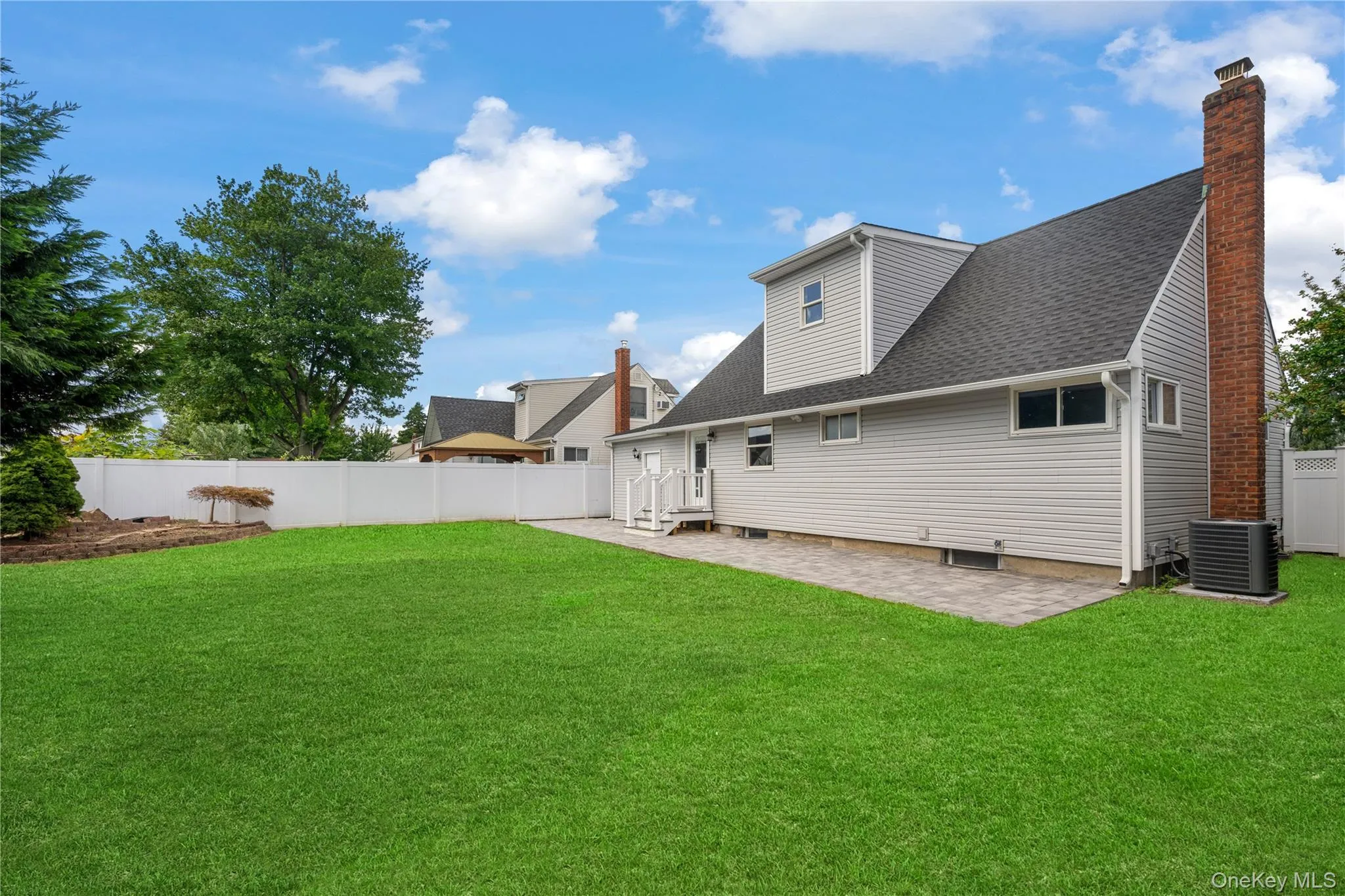 126 Lambert Avenue, Oyster Bay, NY, 4 Bedrooms Bedrooms, 6 Rooms Rooms,2 BathroomsBathrooms,Residential,For Rent,Lambert,0,1047588 126 Lambert Avenue, Oyster Bay, NY, 4 Bedrooms Bedrooms, 6 Rooms Rooms,2 BathroomsBathrooms,Residential,For Rent,Lambert,0,1047588