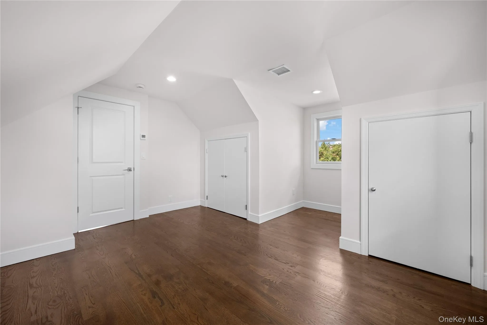 126 Lambert Avenue, Oyster Bay, NY, 4 Bedrooms Bedrooms, 6 Rooms Rooms,2 BathroomsBathrooms,Residential,For Rent,Lambert,0,1047588 126 Lambert Avenue, Oyster Bay, NY, 4 Bedrooms Bedrooms, 6 Rooms Rooms,2 BathroomsBathrooms,Residential,For Rent,Lambert,0,1047588