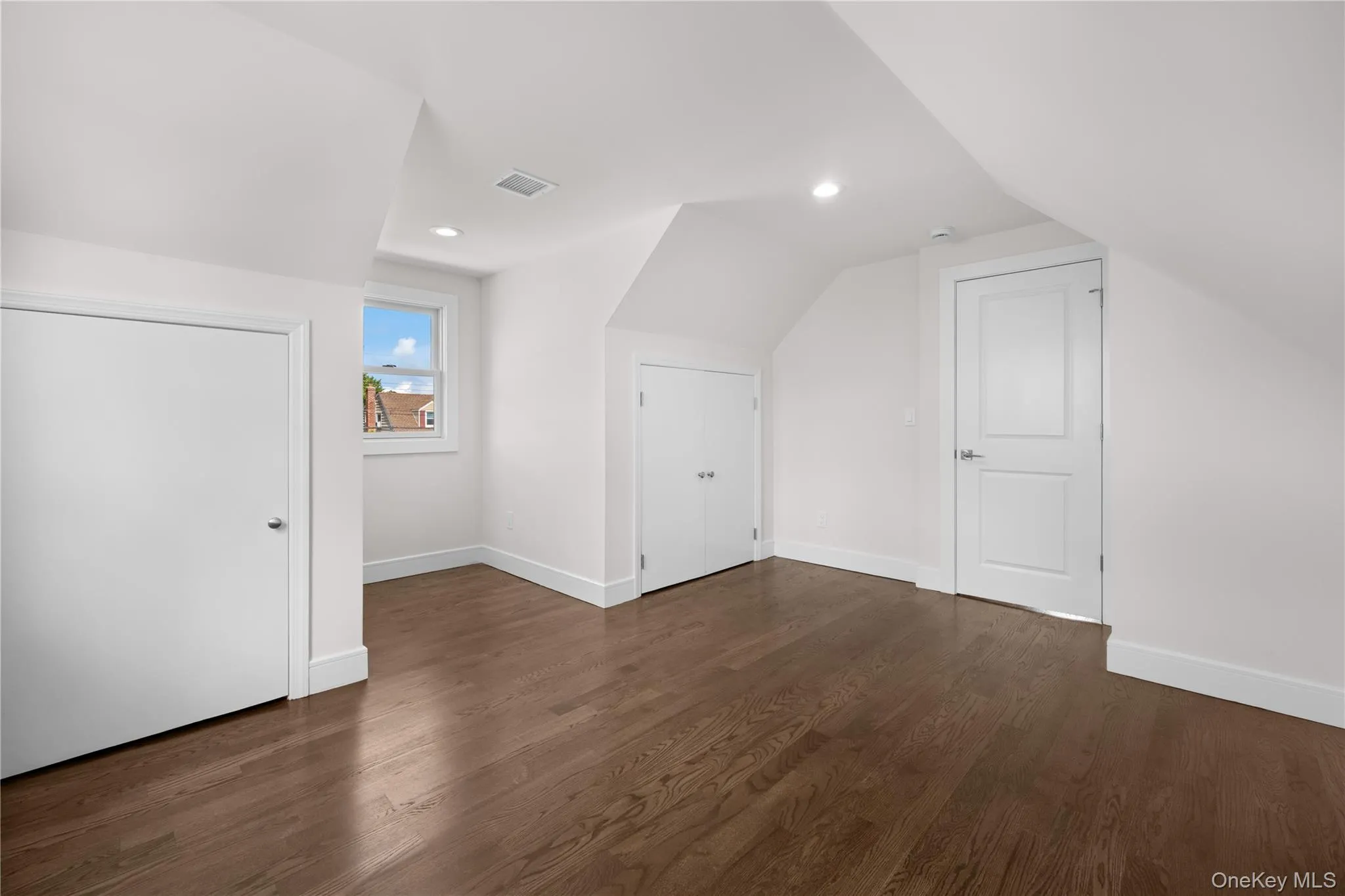 126 Lambert Avenue, Oyster Bay, NY, 4 Bedrooms Bedrooms, 6 Rooms Rooms,2 BathroomsBathrooms,Residential,For Rent,Lambert,0,1047588 126 Lambert Avenue, Oyster Bay, NY, 4 Bedrooms Bedrooms, 6 Rooms Rooms,2 BathroomsBathrooms,Residential,For Rent,Lambert,0,1047588