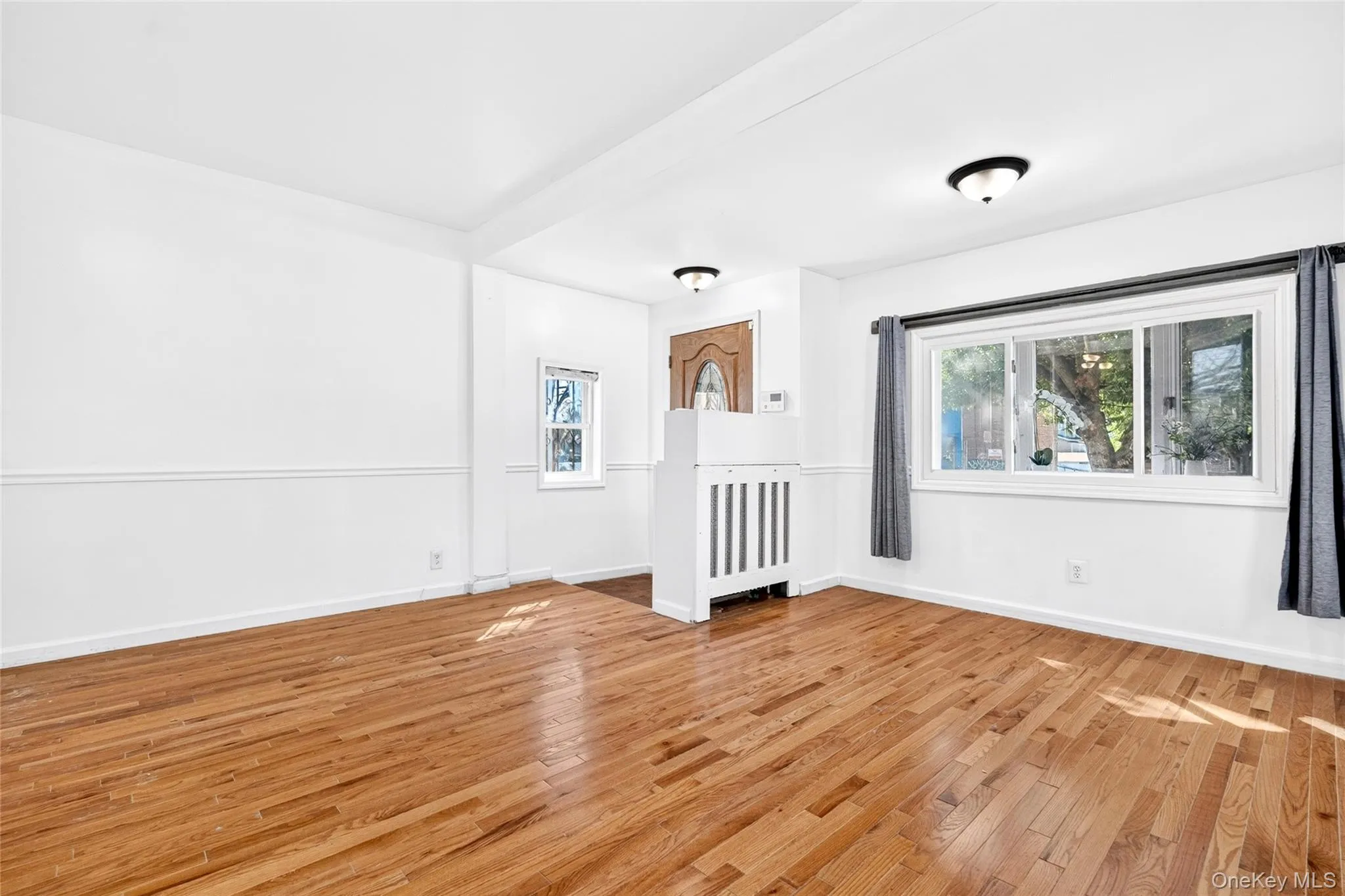 1787 Randall Avenue, New York, NY, 4 Bedrooms Bedrooms, 6 Rooms Rooms,1 BathroomBathrooms,Residential,For Rent,Randall,0,1047589 1787 Randall Avenue, New York, NY, 4 Bedrooms Bedrooms, 6 Rooms Rooms,1 BathroomBathrooms,Residential,For Rent,Randall,0,1047589
