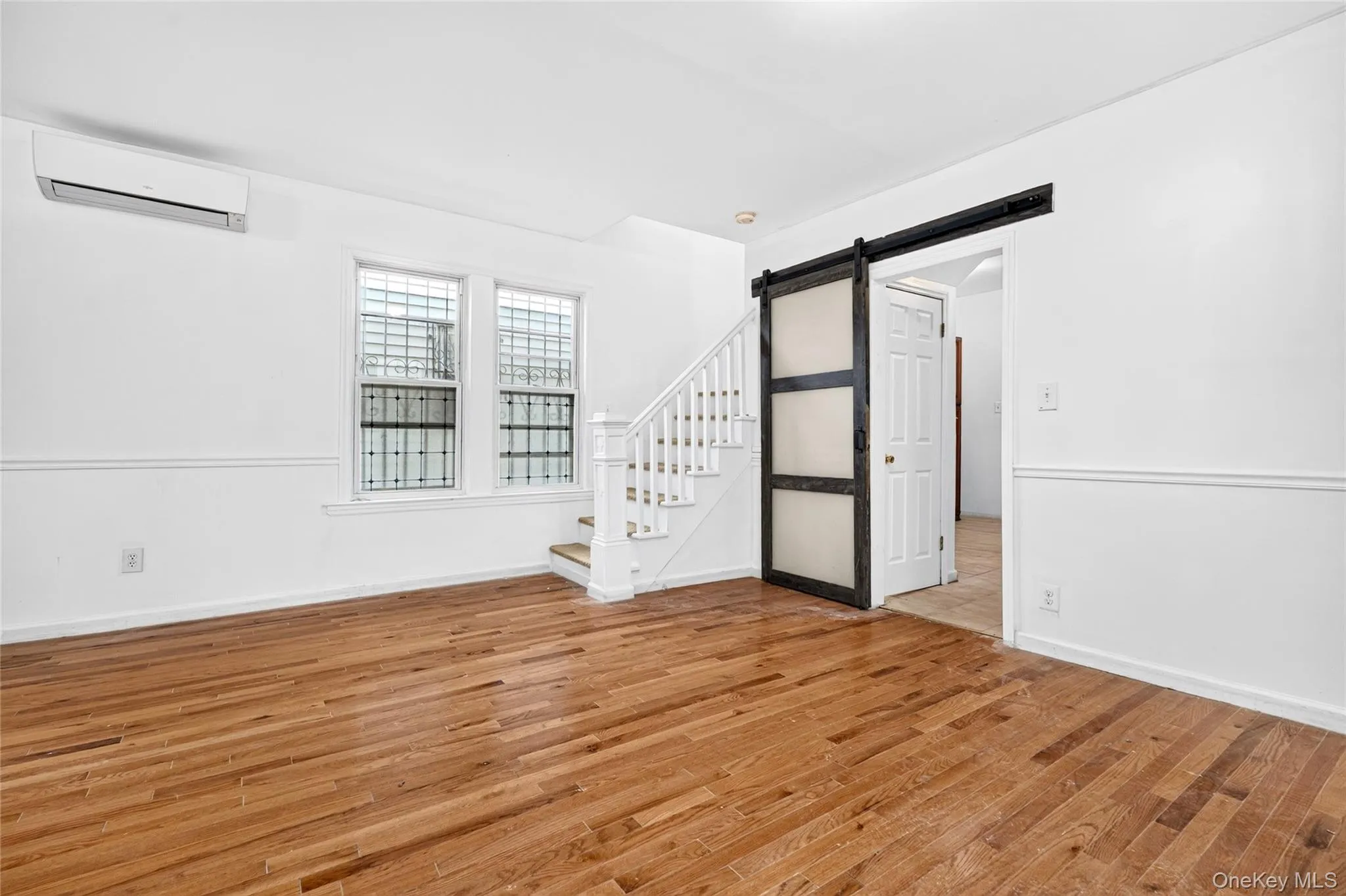 1787 Randall Avenue, New York, NY, 4 Bedrooms Bedrooms, 6 Rooms Rooms,1 BathroomBathrooms,Residential,For Rent,Randall,0,1047589 1787 Randall Avenue, New York, NY, 4 Bedrooms Bedrooms, 6 Rooms Rooms,1 BathroomBathrooms,Residential,For Rent,Randall,0,1047589
