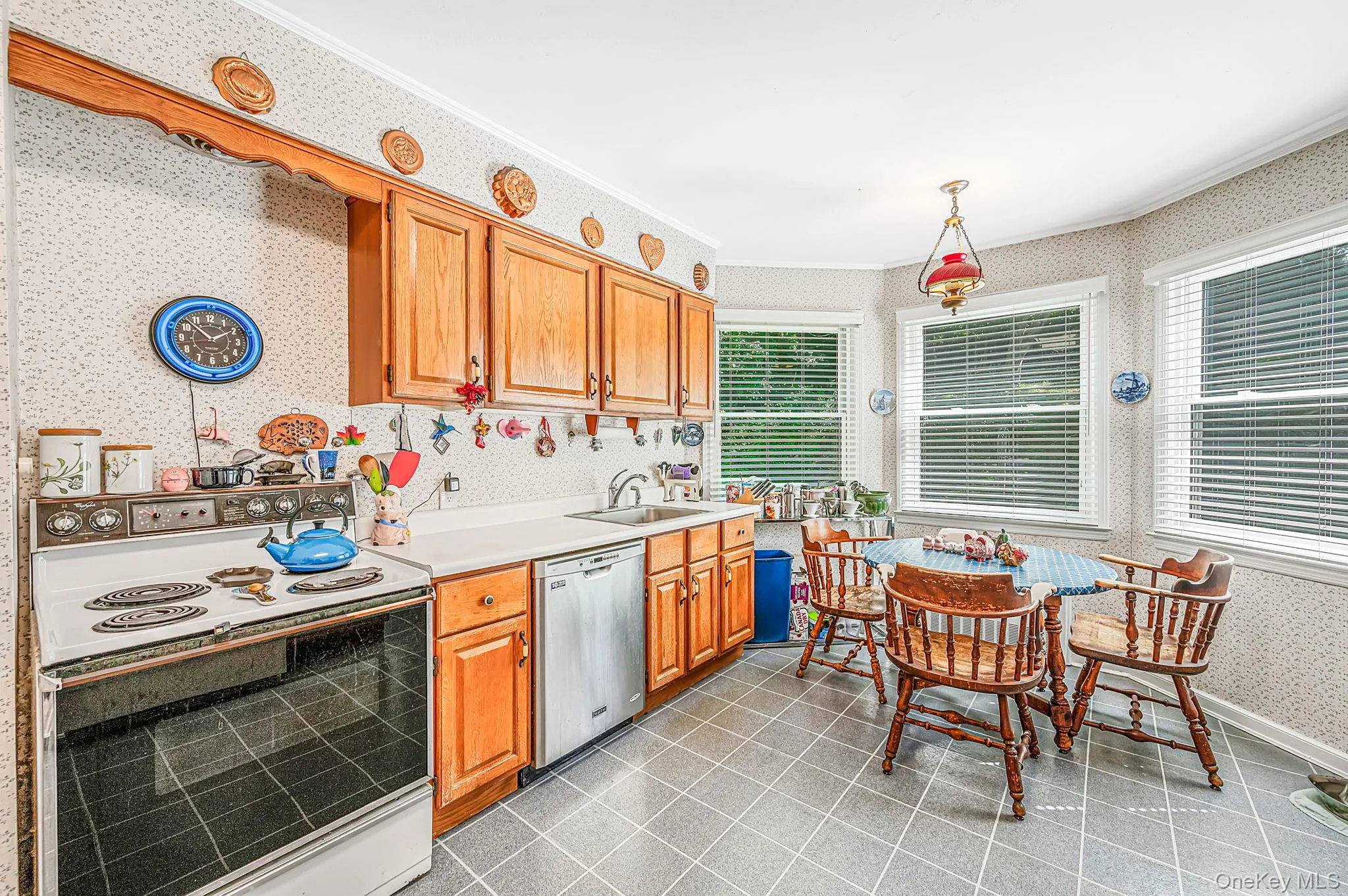 58 Mill Lane, Huntington, NY, 3 Bedrooms Bedrooms, 7 Rooms Rooms,2 BathroomsBathrooms,Residential,For Rent,Mill,0,1047592 58 Mill Lane, Huntington, NY, 3 Bedrooms Bedrooms, 7 Rooms Rooms,2 BathroomsBathrooms,Residential,For Rent,Mill,0,1047592