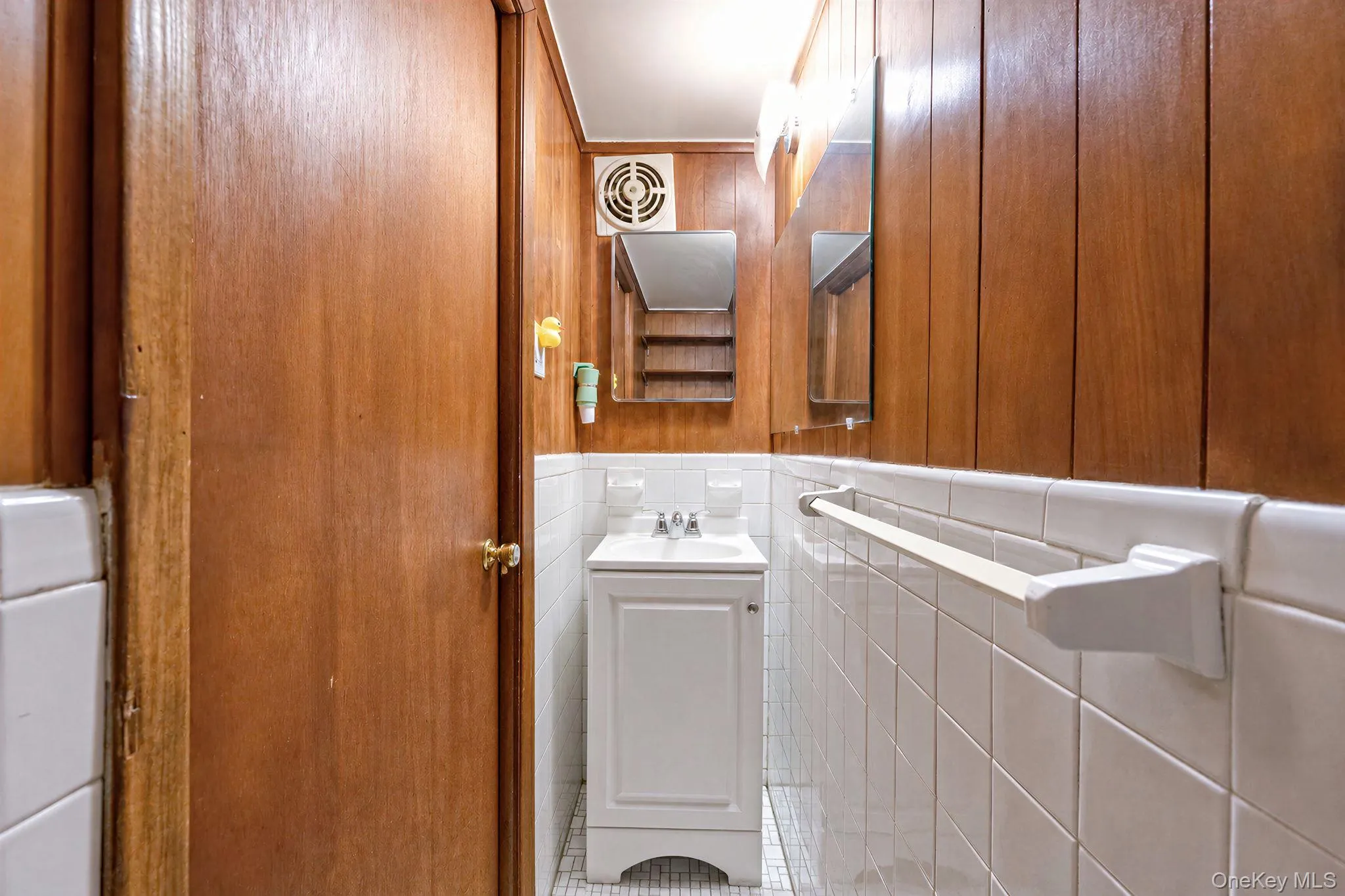 58 Mill Lane, Huntington, NY, 3 Bedrooms Bedrooms, 7 Rooms Rooms,2 BathroomsBathrooms,Residential,For Rent,Mill,0,1047592 58 Mill Lane, Huntington, NY, 3 Bedrooms Bedrooms, 7 Rooms Rooms,2 BathroomsBathrooms,Residential,For Rent,Mill,0,1047592