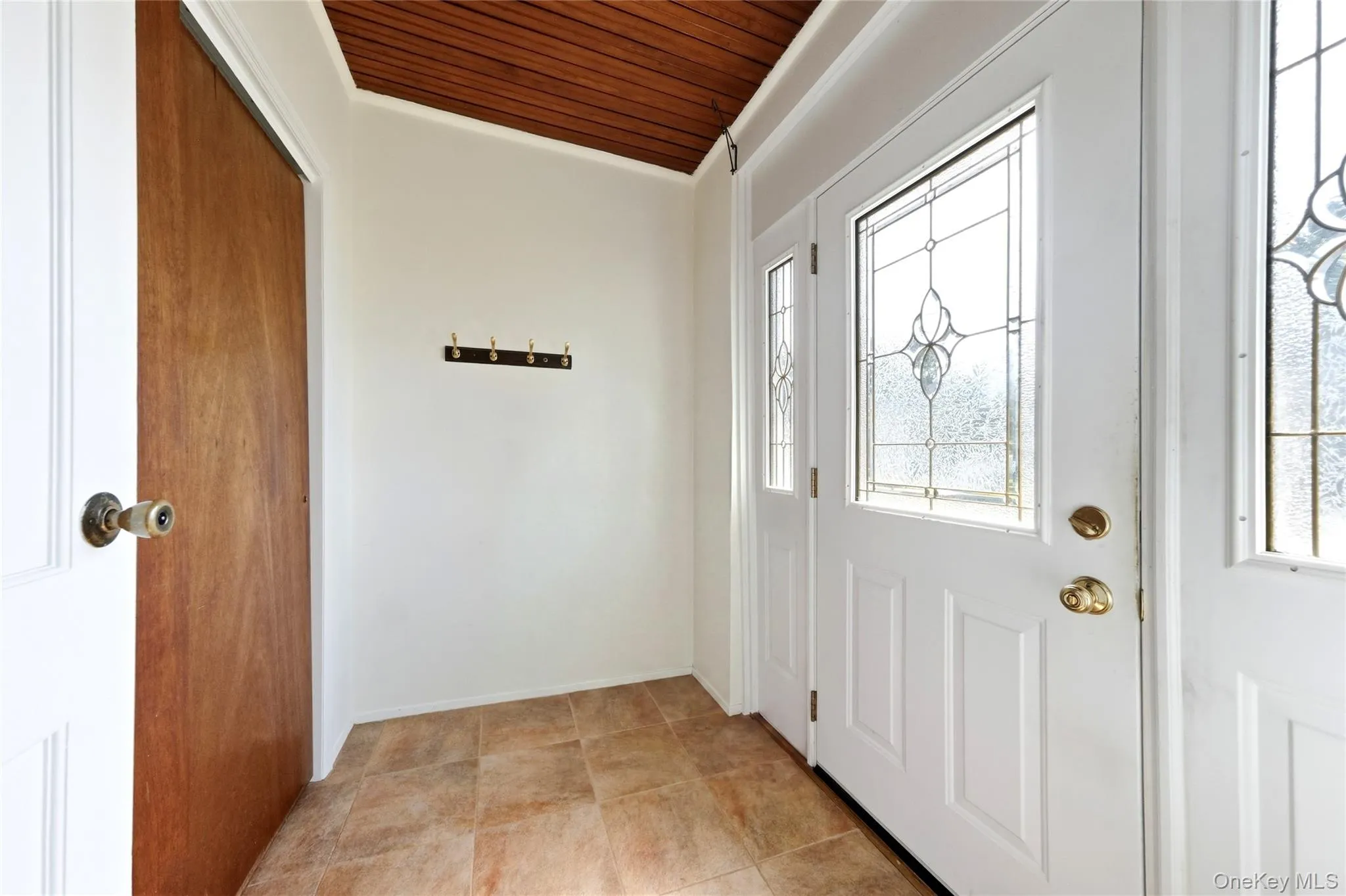 410 Clinton Street, Hempstead, NY, 3 Bedrooms Bedrooms, 12 Rooms Rooms,1 BathroomBathrooms,Residential,For Rent,Clinton,0,1047596 410 Clinton Street, Hempstead, NY, 3 Bedrooms Bedrooms, 12 Rooms Rooms,1 BathroomBathrooms,Residential,For Rent,Clinton,0,1047596