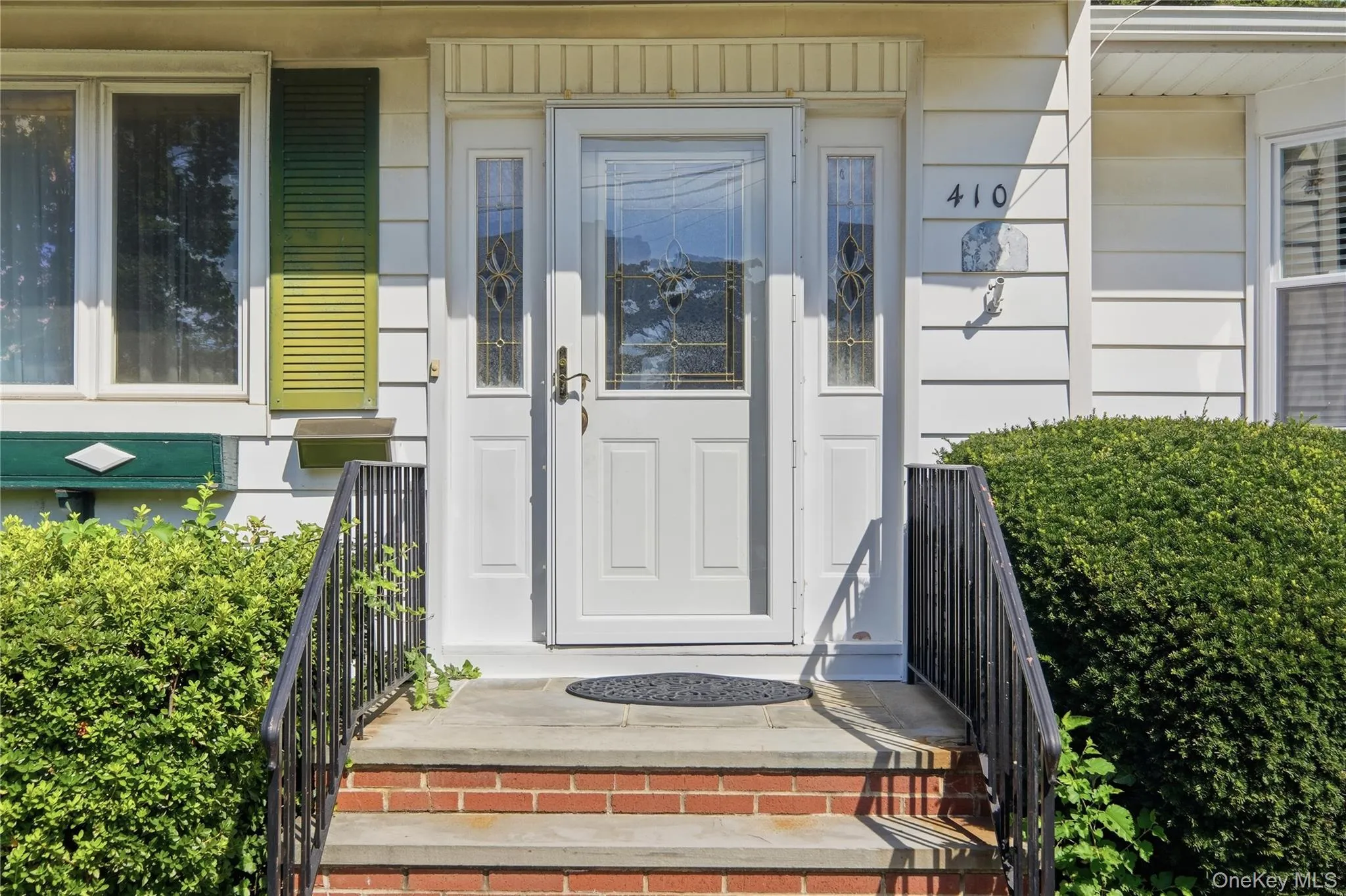 410 Clinton Street, Hempstead, NY, 3 Bedrooms Bedrooms, 12 Rooms Rooms,1 BathroomBathrooms,Residential,For Rent,Clinton,0,1047596 410 Clinton Street, Hempstead, NY, 3 Bedrooms Bedrooms, 12 Rooms Rooms,1 BathroomBathrooms,Residential,For Rent,Clinton,0,1047596