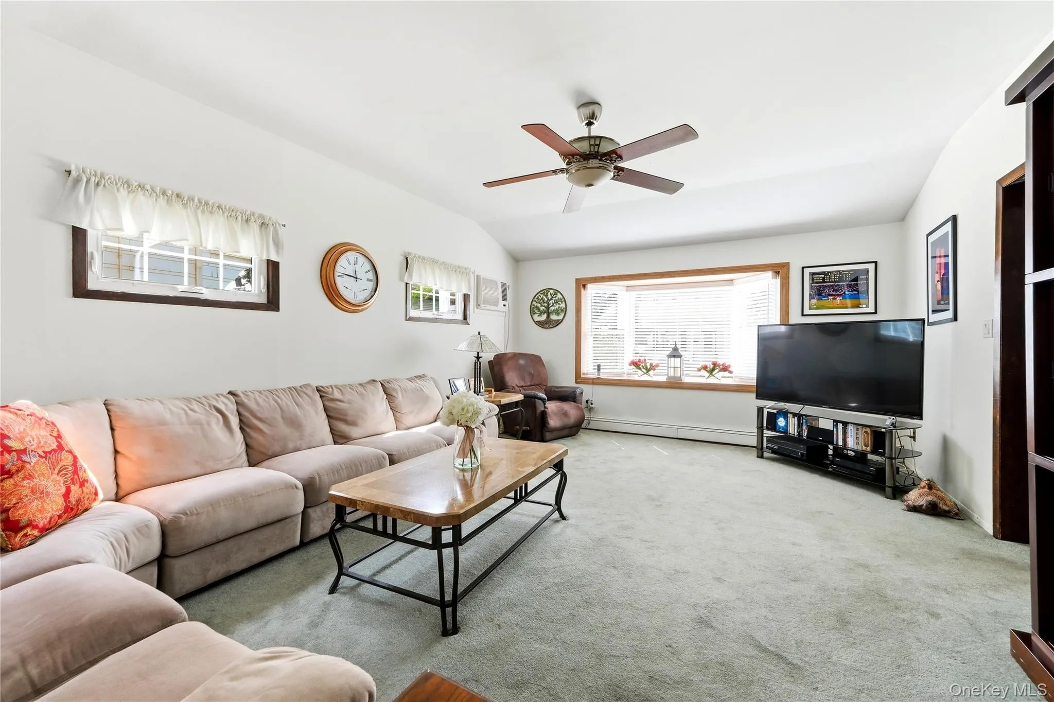 410 Clinton Street, Hempstead, NY, 3 Bedrooms Bedrooms, 12 Rooms Rooms,1 BathroomBathrooms,Residential,For Rent,Clinton,0,1047596 410 Clinton Street, Hempstead, NY, 3 Bedrooms Bedrooms, 12 Rooms Rooms,1 BathroomBathrooms,Residential,For Rent,Clinton,0,1047596