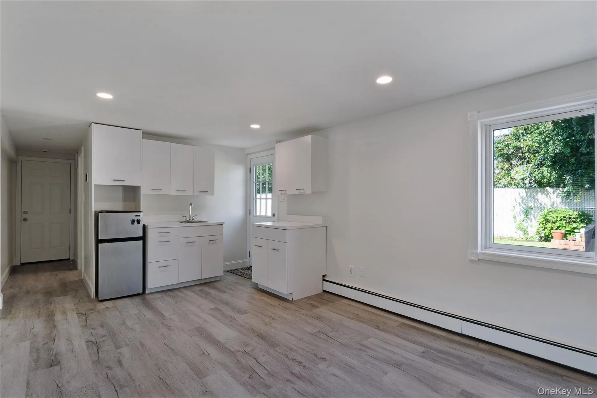 41 Richmond Street, Islip, NY, 4 Bedrooms Bedrooms, 9 Rooms Rooms,2 BathroomsBathrooms,Residential,For Rent,Richmond,0,1047602 41 Richmond Street, Islip, NY, 4 Bedrooms Bedrooms, 9 Rooms Rooms,2 BathroomsBathrooms,Residential,For Rent,Richmond,0,1047602